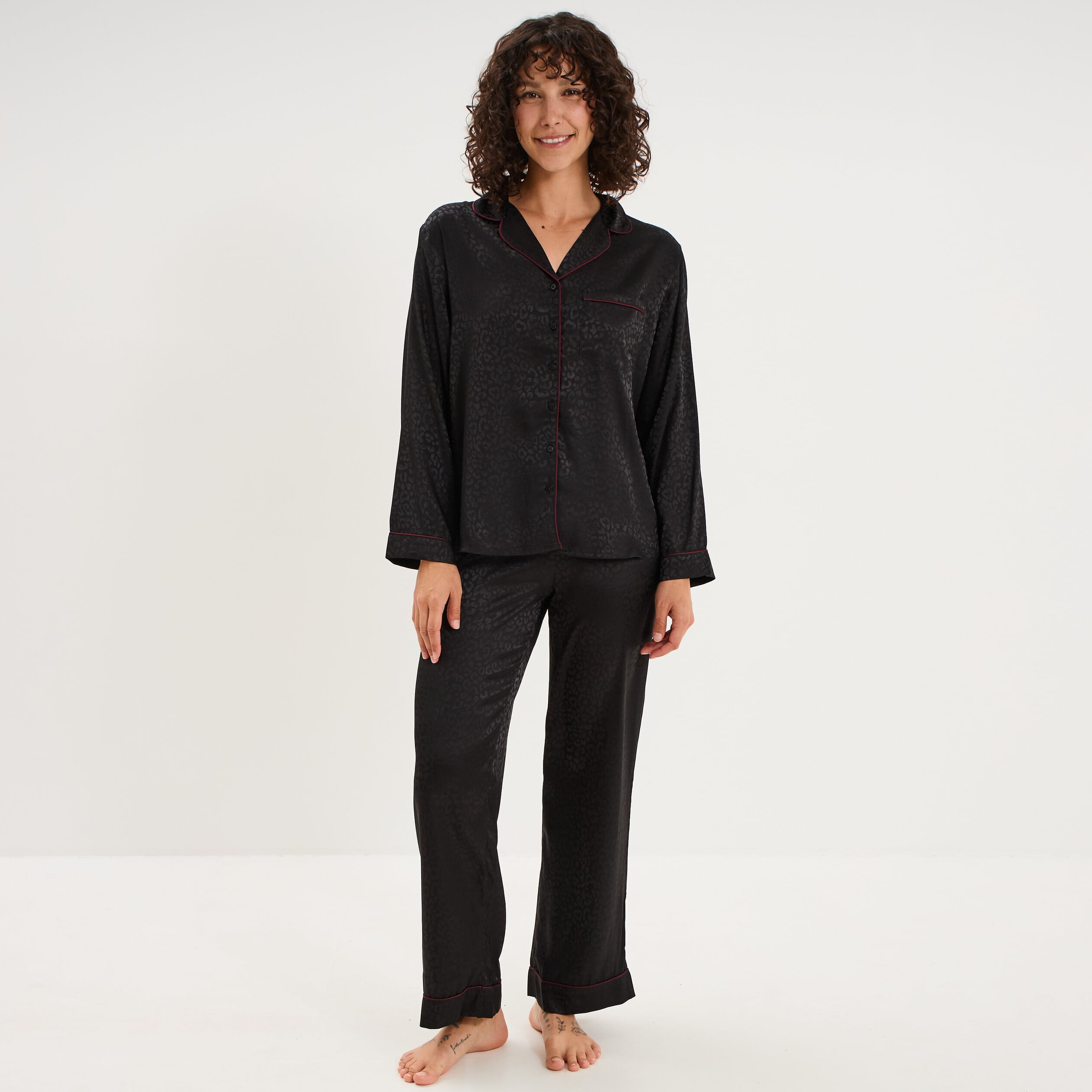 Ensemble pyjama satin chemise pantalon noir femme