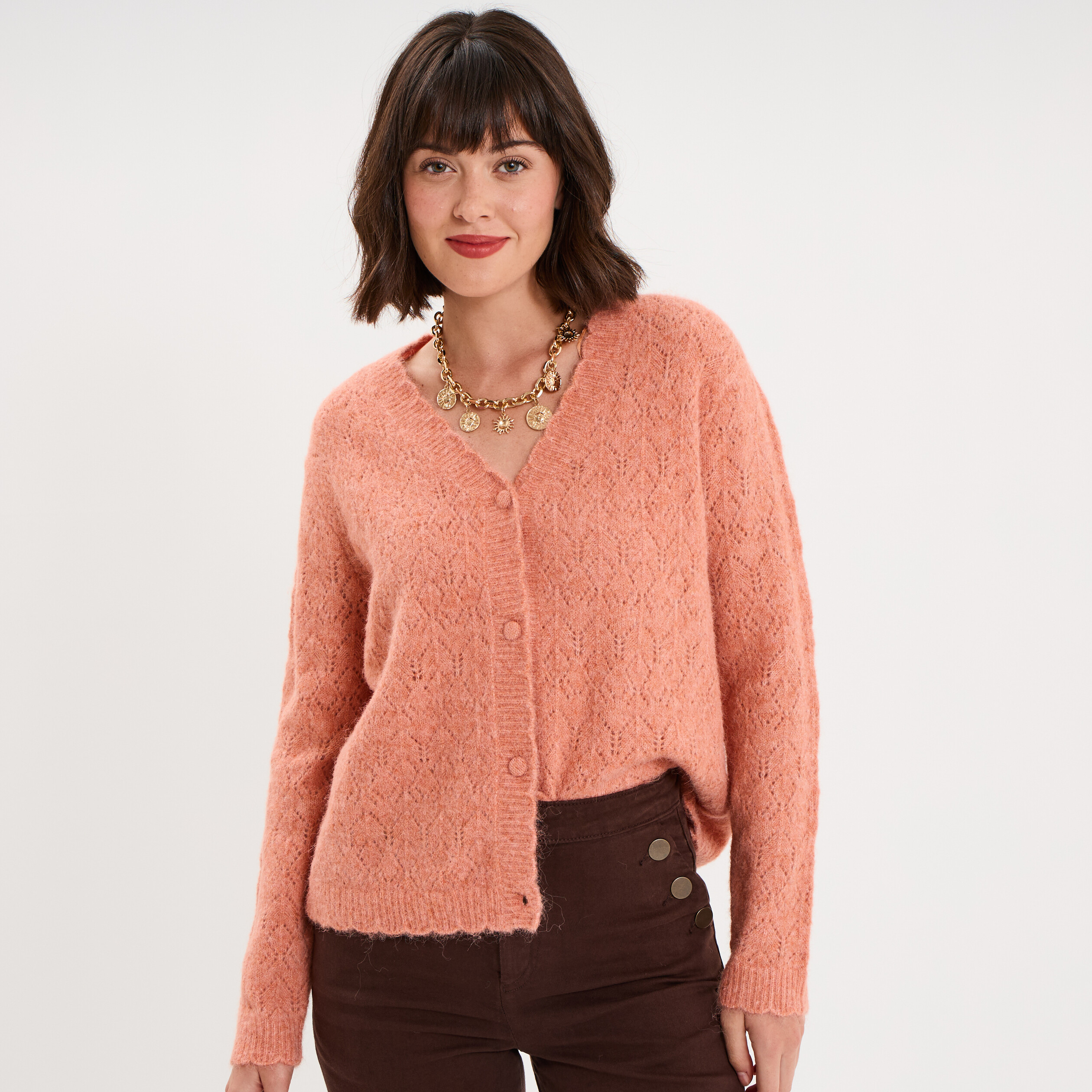 Gilet cardigan ajour&eacute; manches longues rose corail femme
