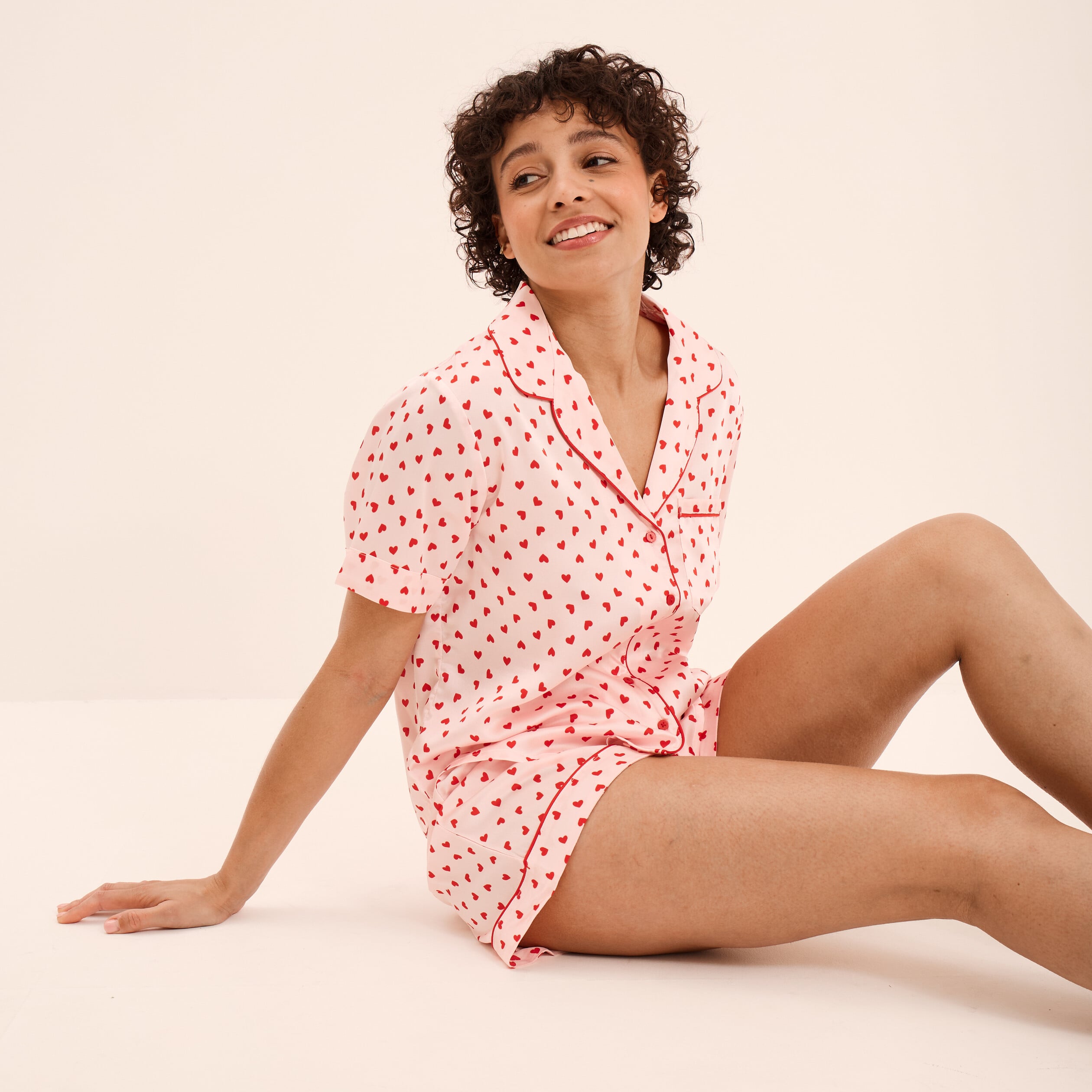 Ensemble pyjama short soyeux 2 pi&egrave;ces rose clair femme