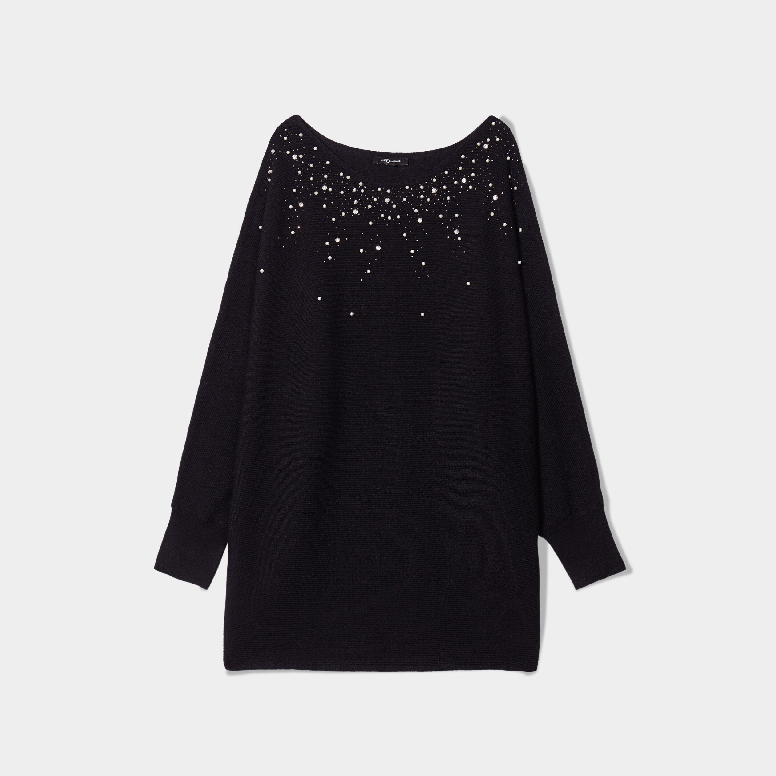 Pull perles et strass au col noir femme