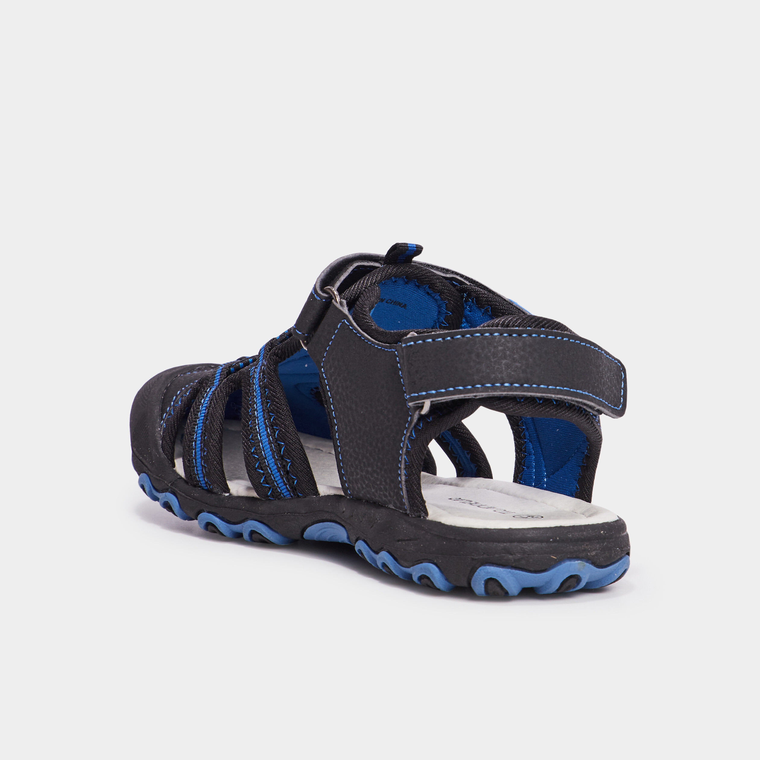 Sandales &agrave; bout renforc&eacute; avec scratchs bleu gar&ccedil;on