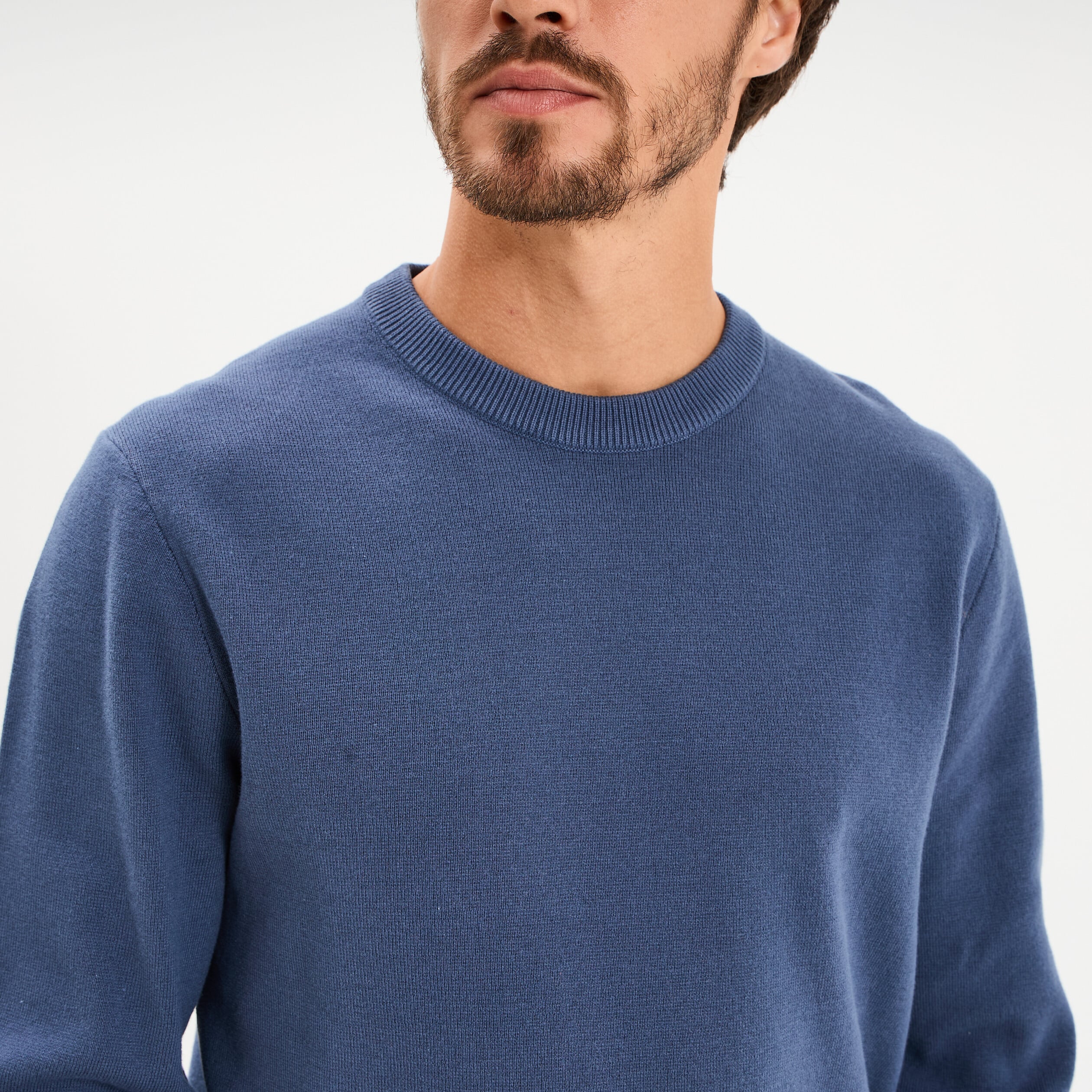 Pull col rond manches longues bleu fonc&eacute; homme