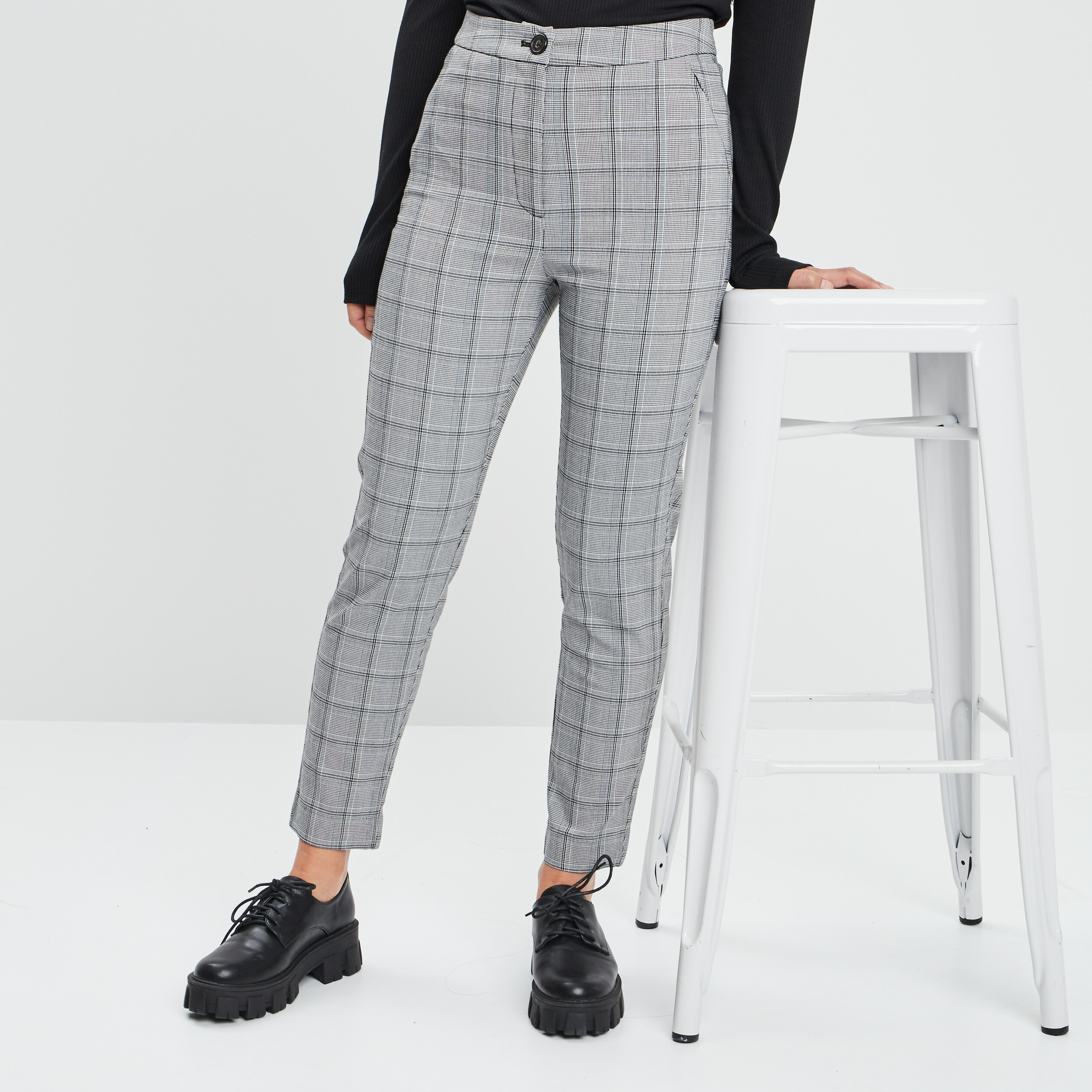 Pantalon droit taille haute gris femme