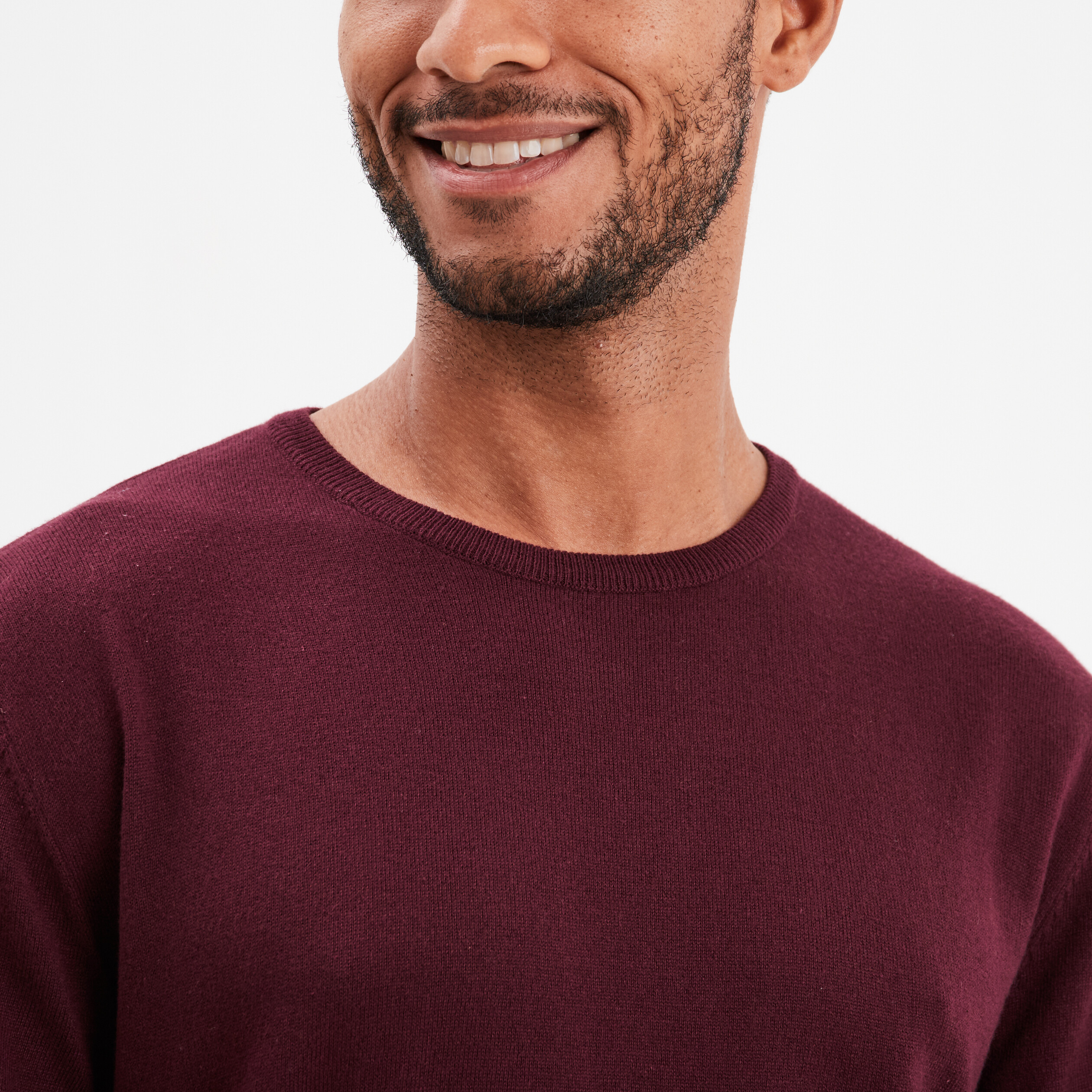 pull droit col rond coton melange bordeaux homme Pull droit col rond coton mélangé bordeaux homme