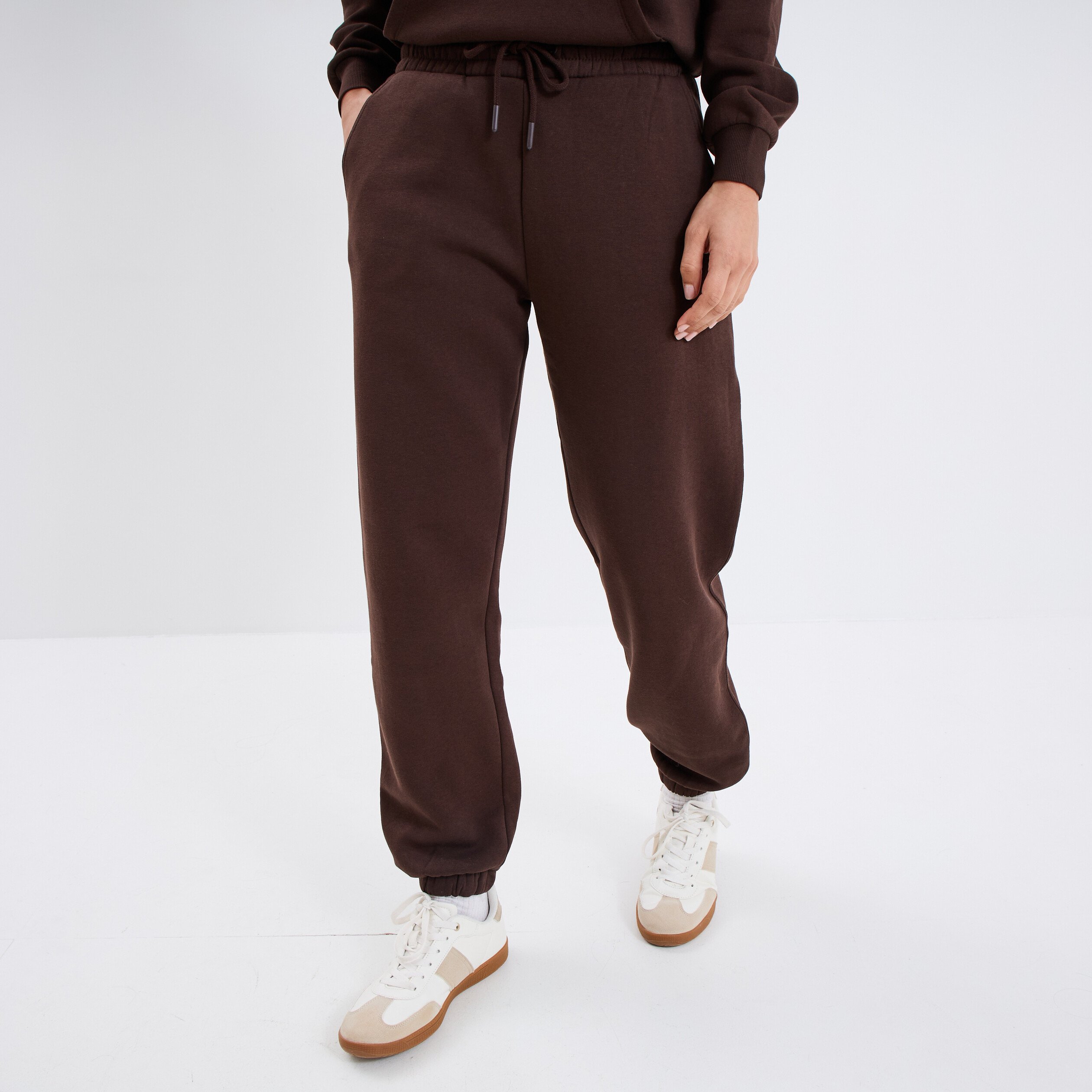 pantalon jogging droit molleton marron fonce femme Pantalon jogging droit molleton marron foncé femme
