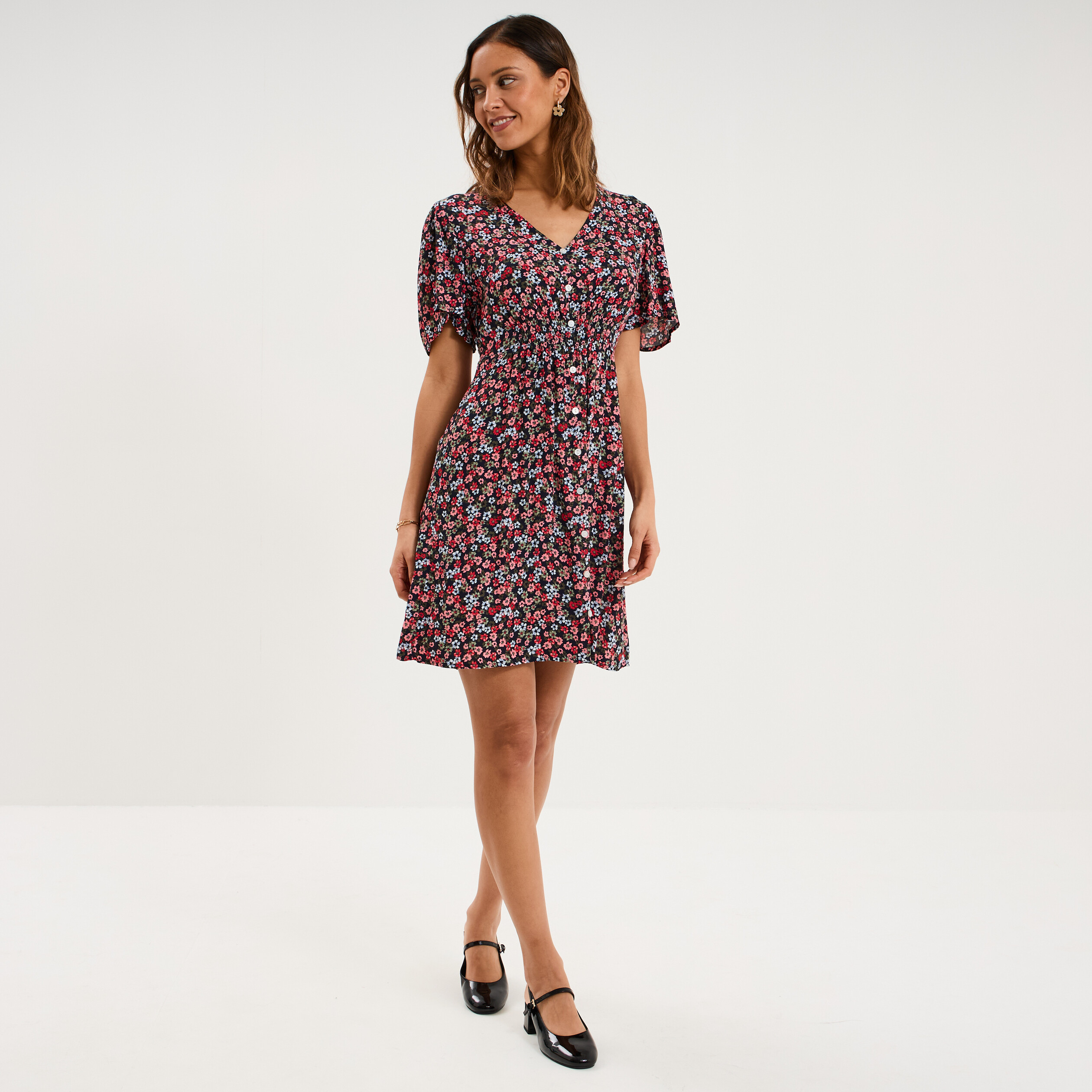 Robe courte fluide manches courtes col V noir femme