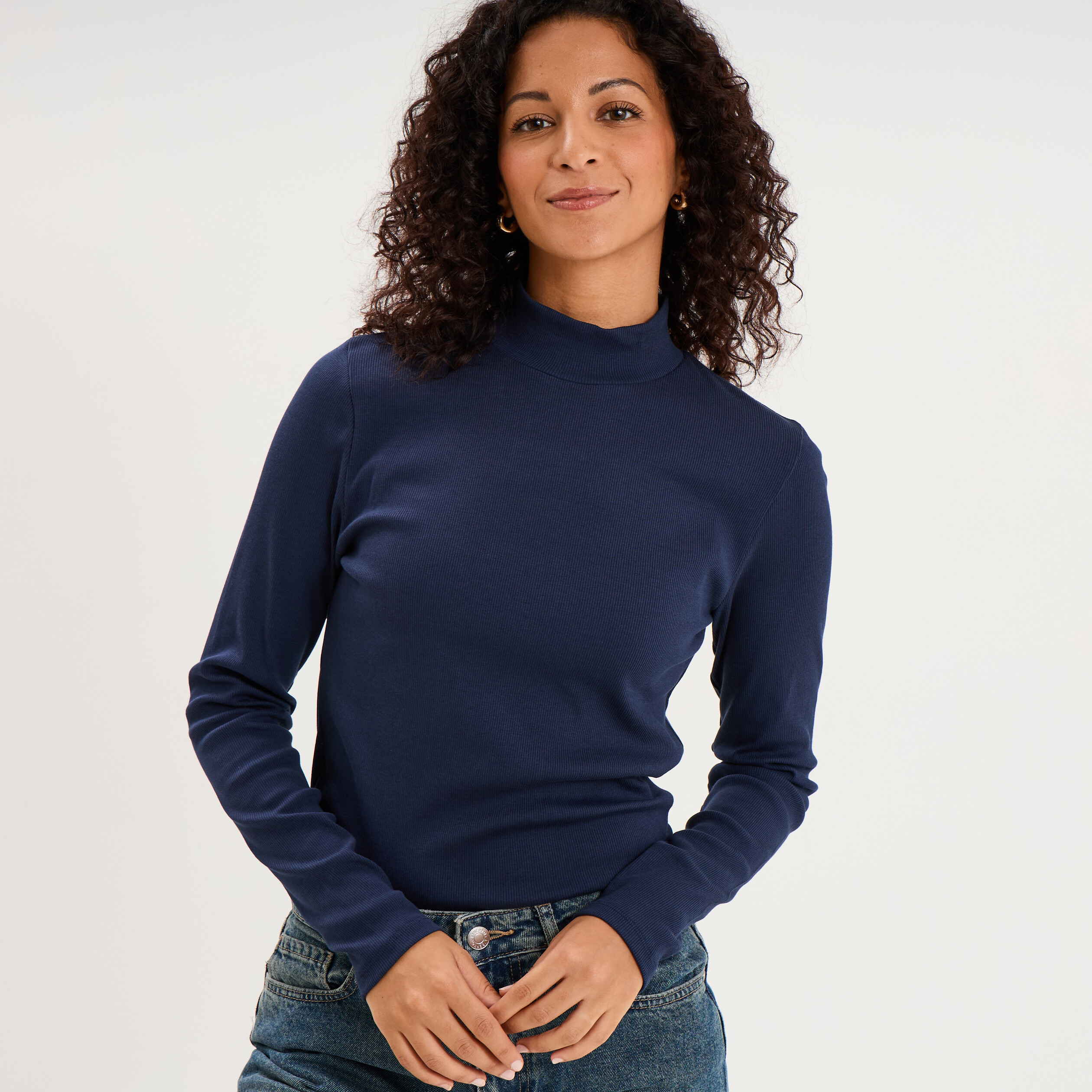 T-shirt ajust&eacute; col montant bleu marine femme