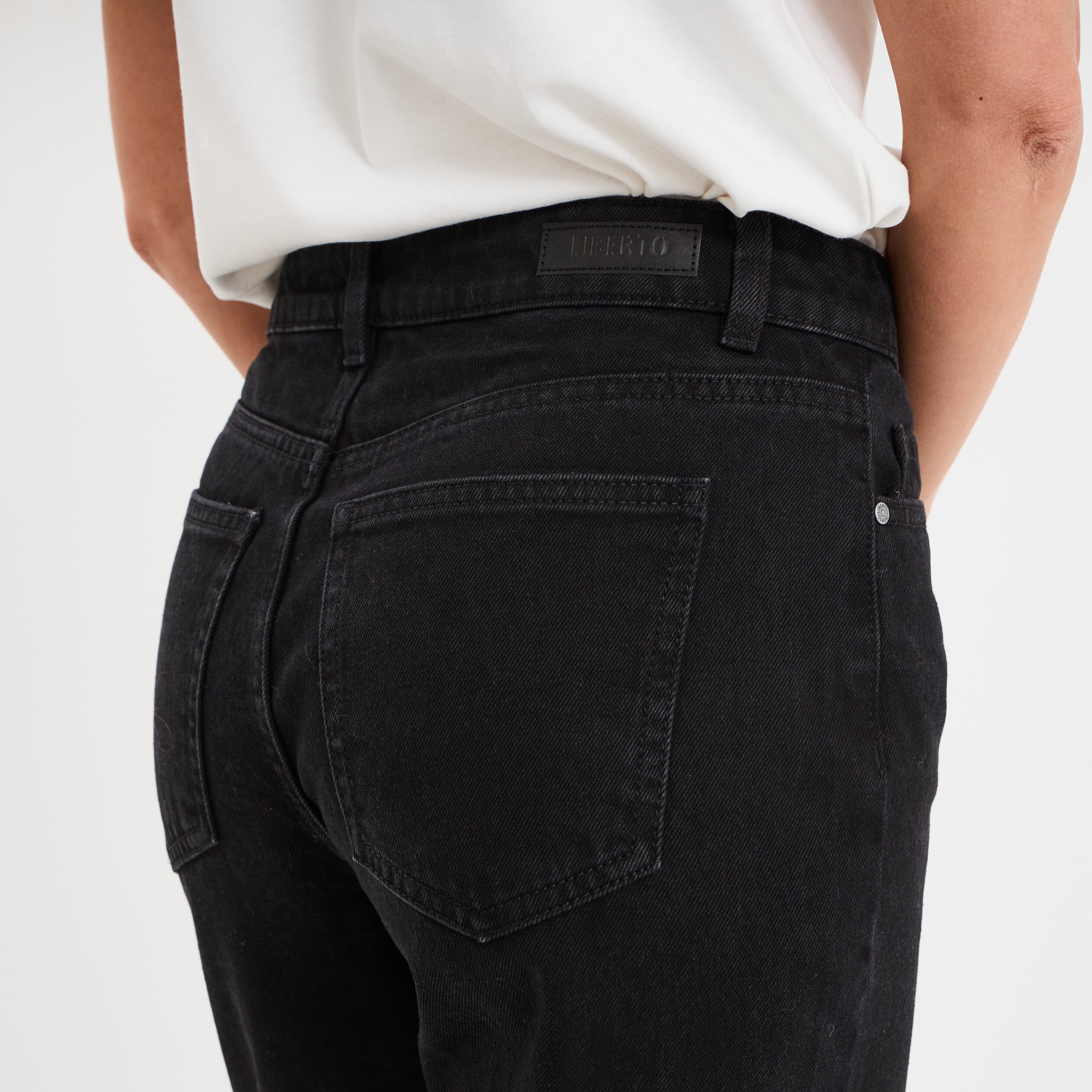 Jeans droit 5 poches coton denim noir femme