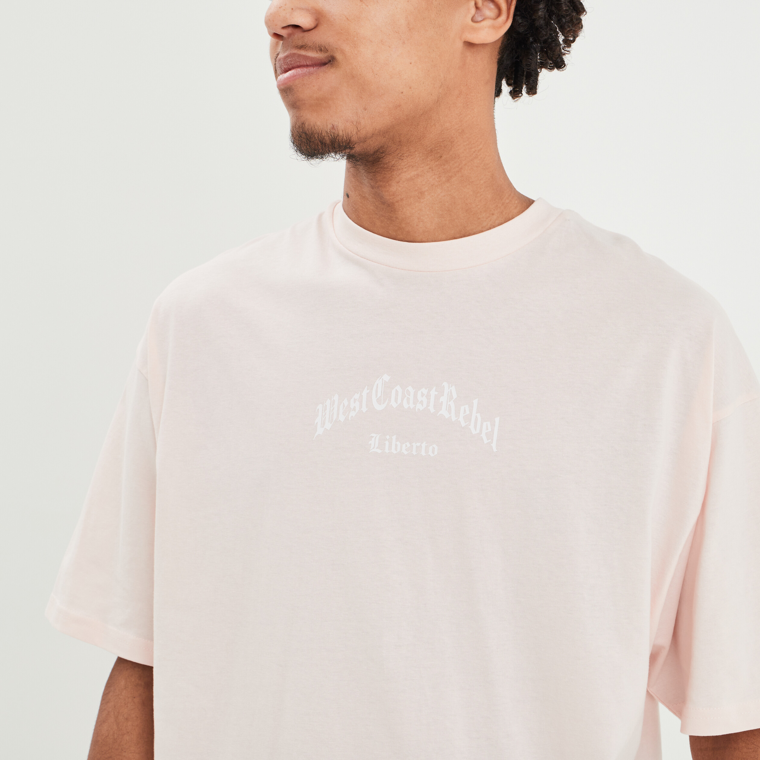 Tee shirt homme la halle aux vetements 2025