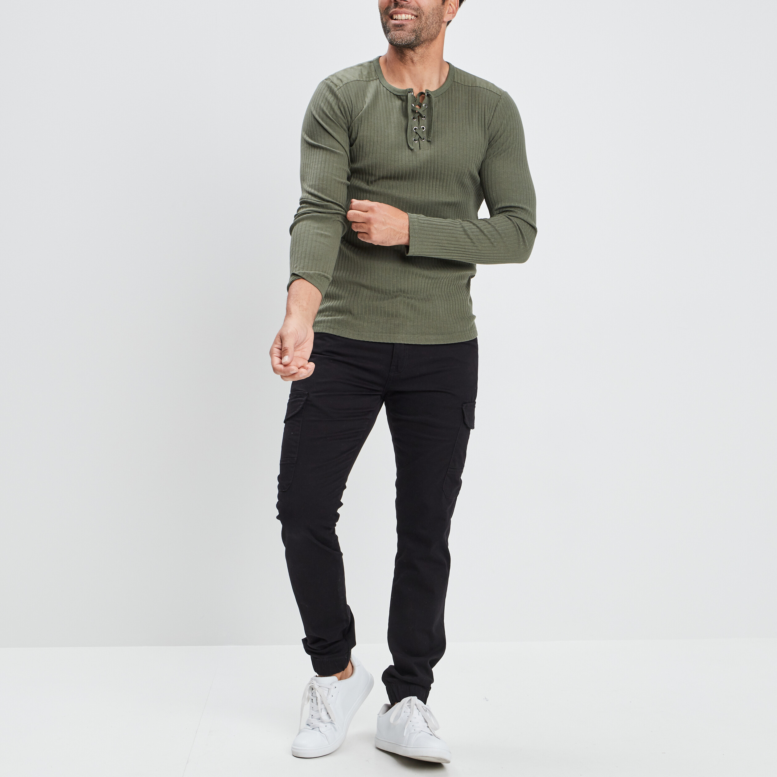 T-shirt ajusté manches longues côtelé vert kaki homme