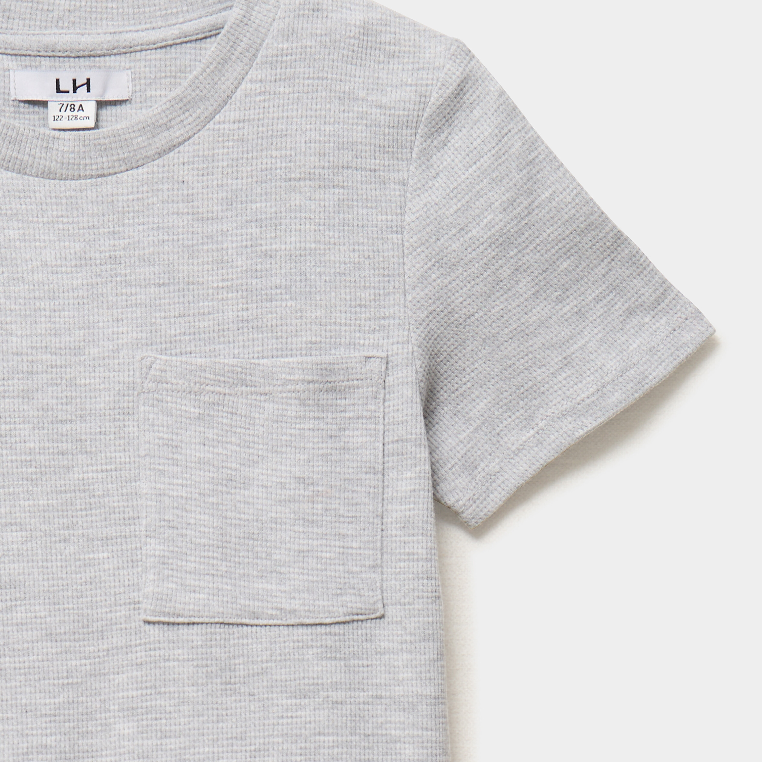 Ensemble pyjama short et t-shirt textur&eacute; gris clair gar&ccedil;on