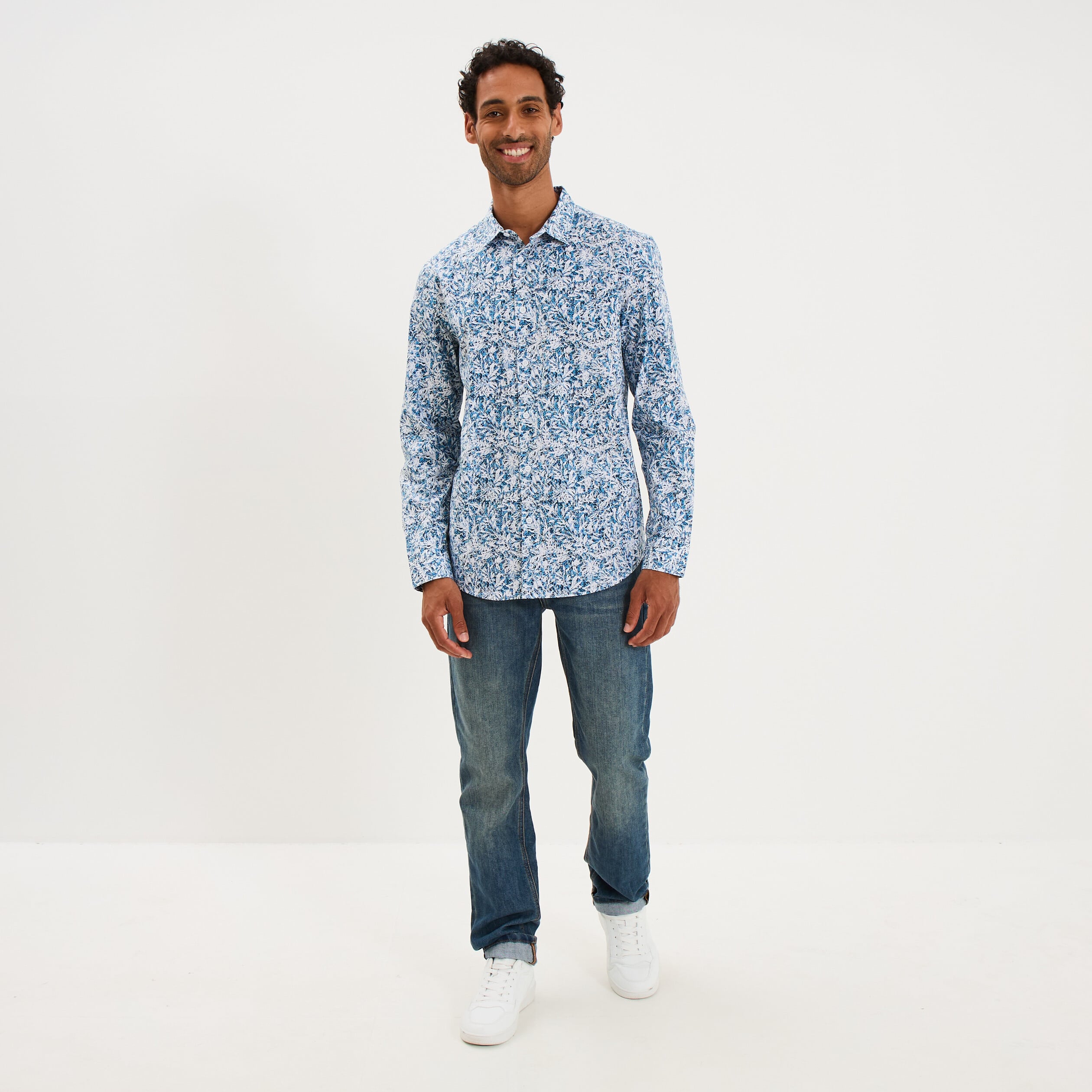 Chemise ajust&eacute;e manches longues bleu homme