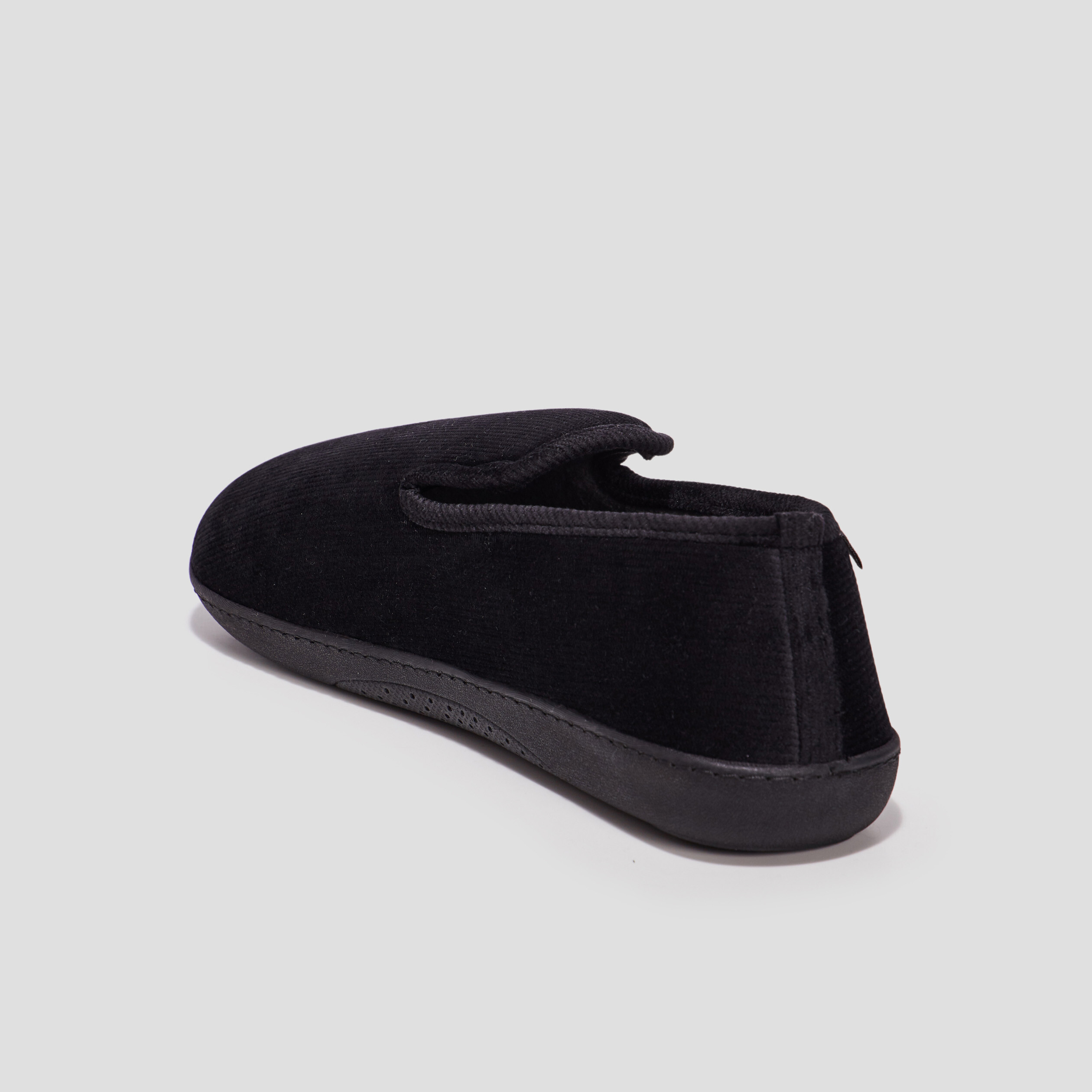 Pantoufles fourr&eacute;es bout rond noir homme
