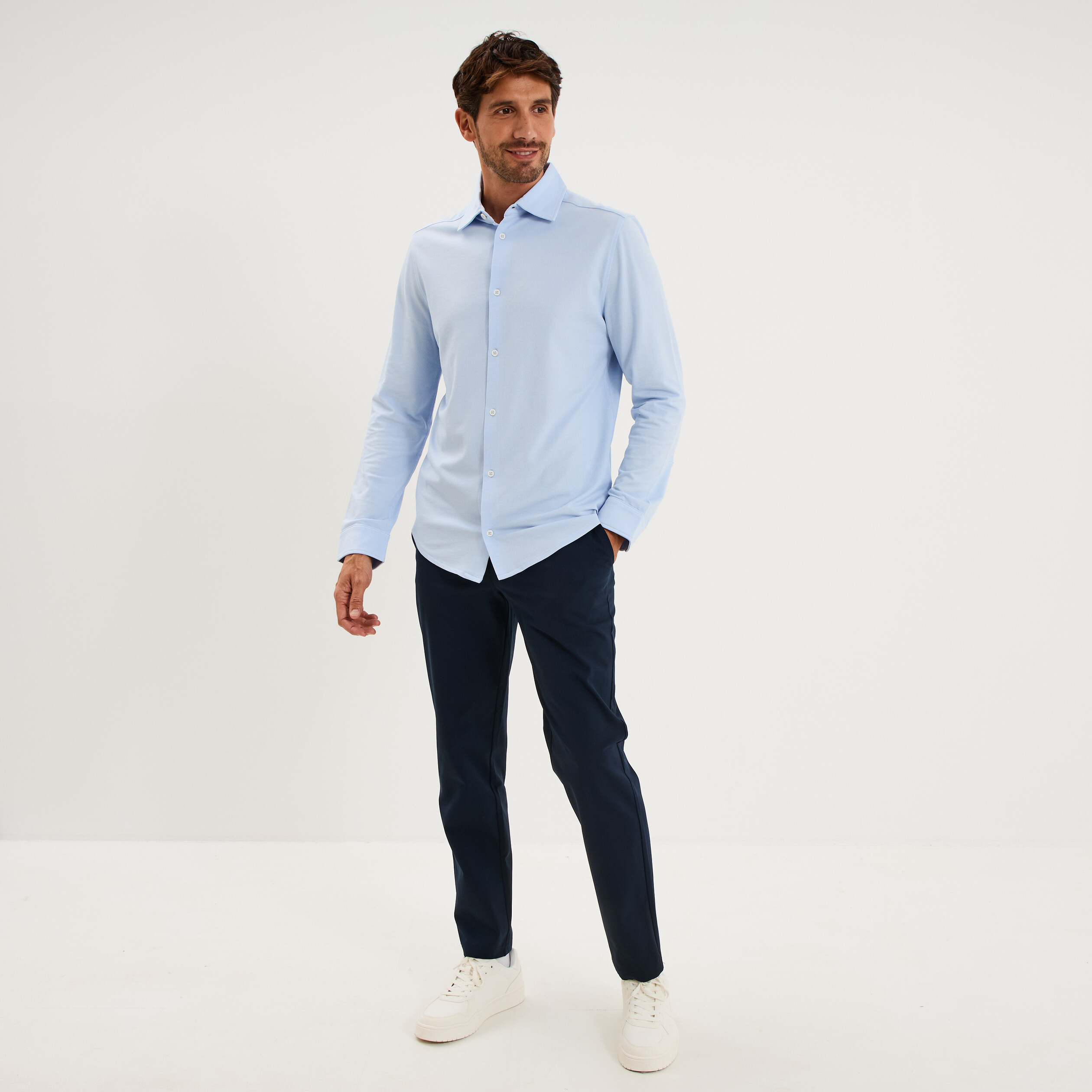 Chemise droite &agrave; manches longues bleu ciel homme