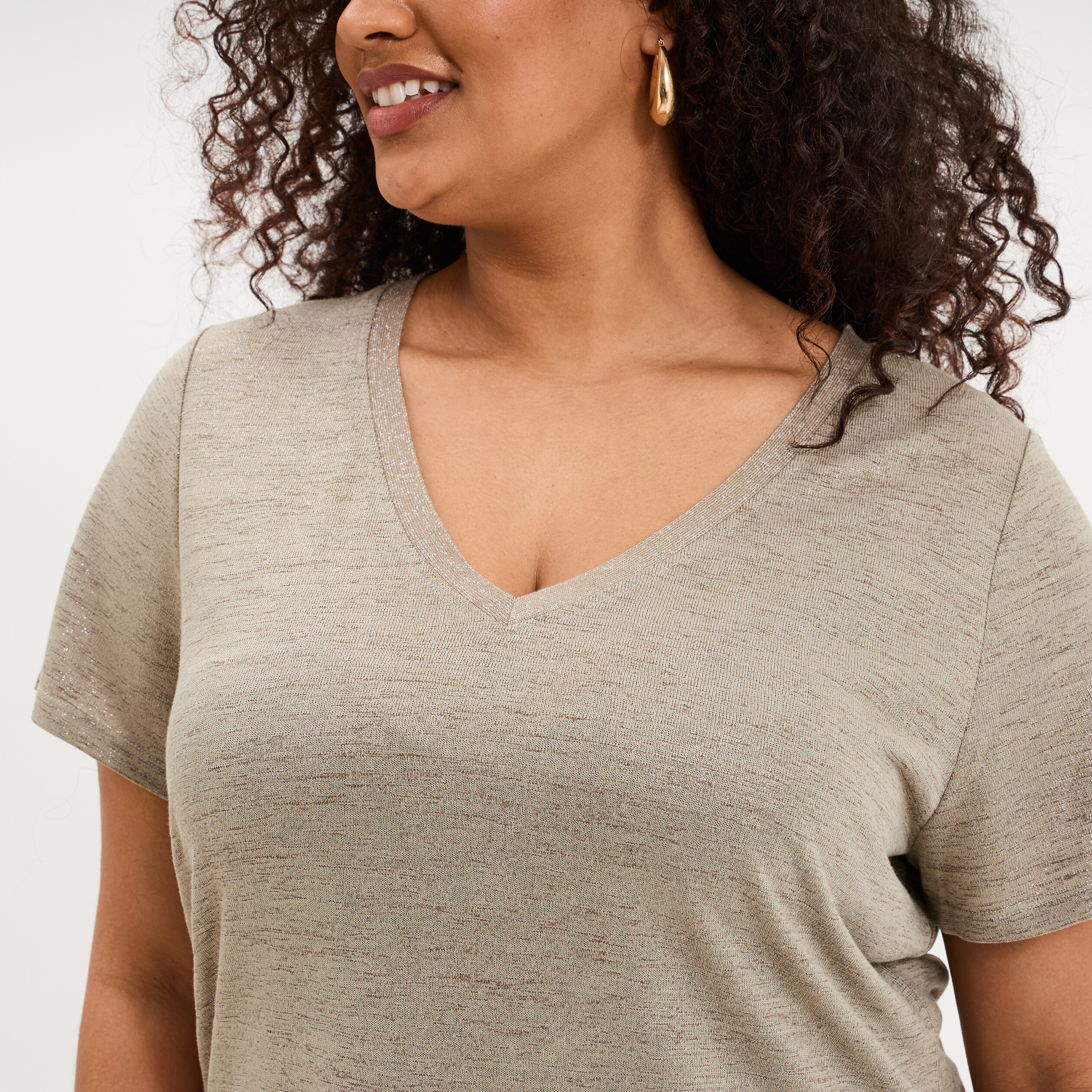 T-shirt col en V manches courtes vert kaki femme grande taille