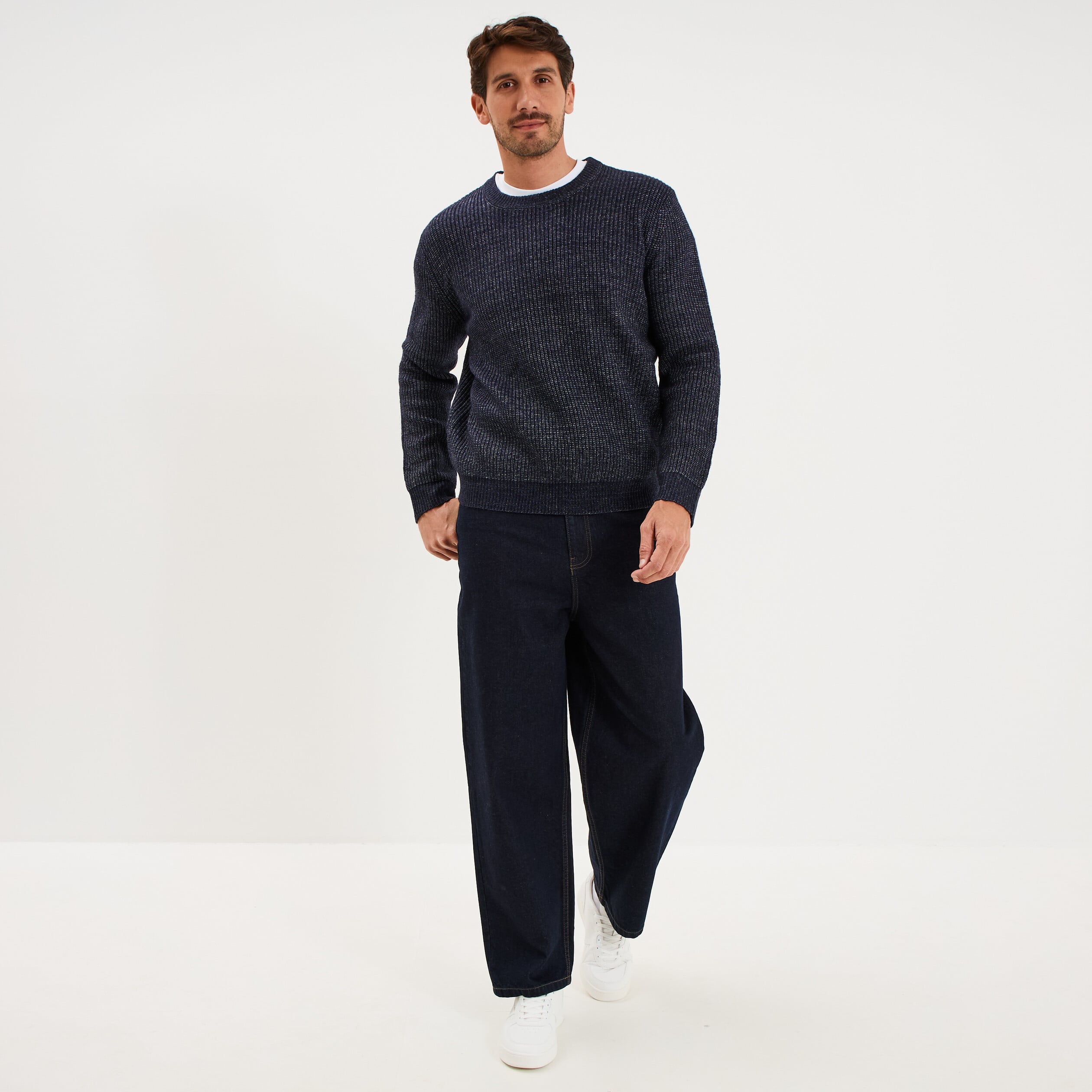 Pull col rond &agrave; manches longues bleu fonc&eacute; homme