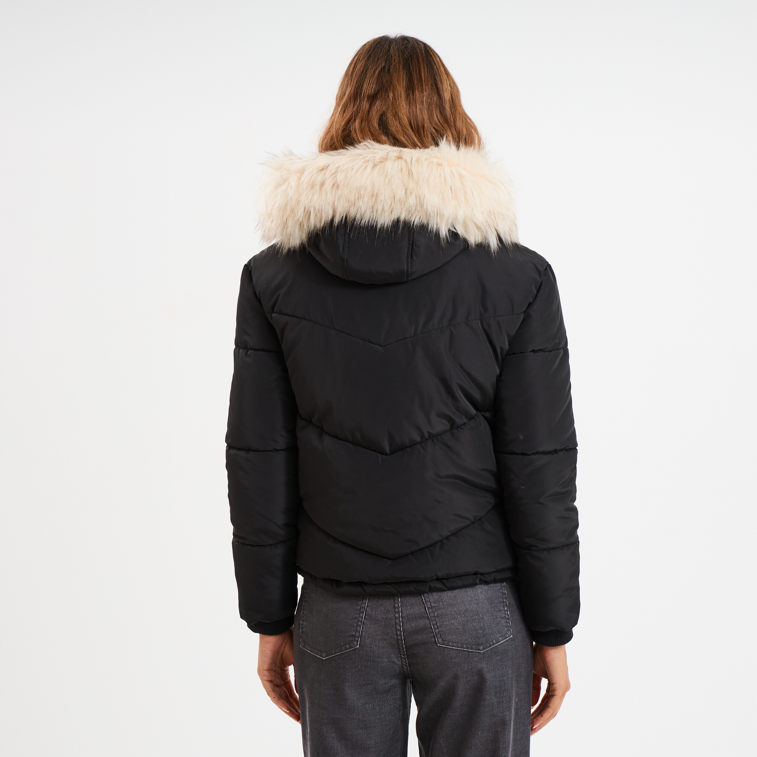 Doudoune doubl&eacute;e capuche fausse fourrure noir femme
