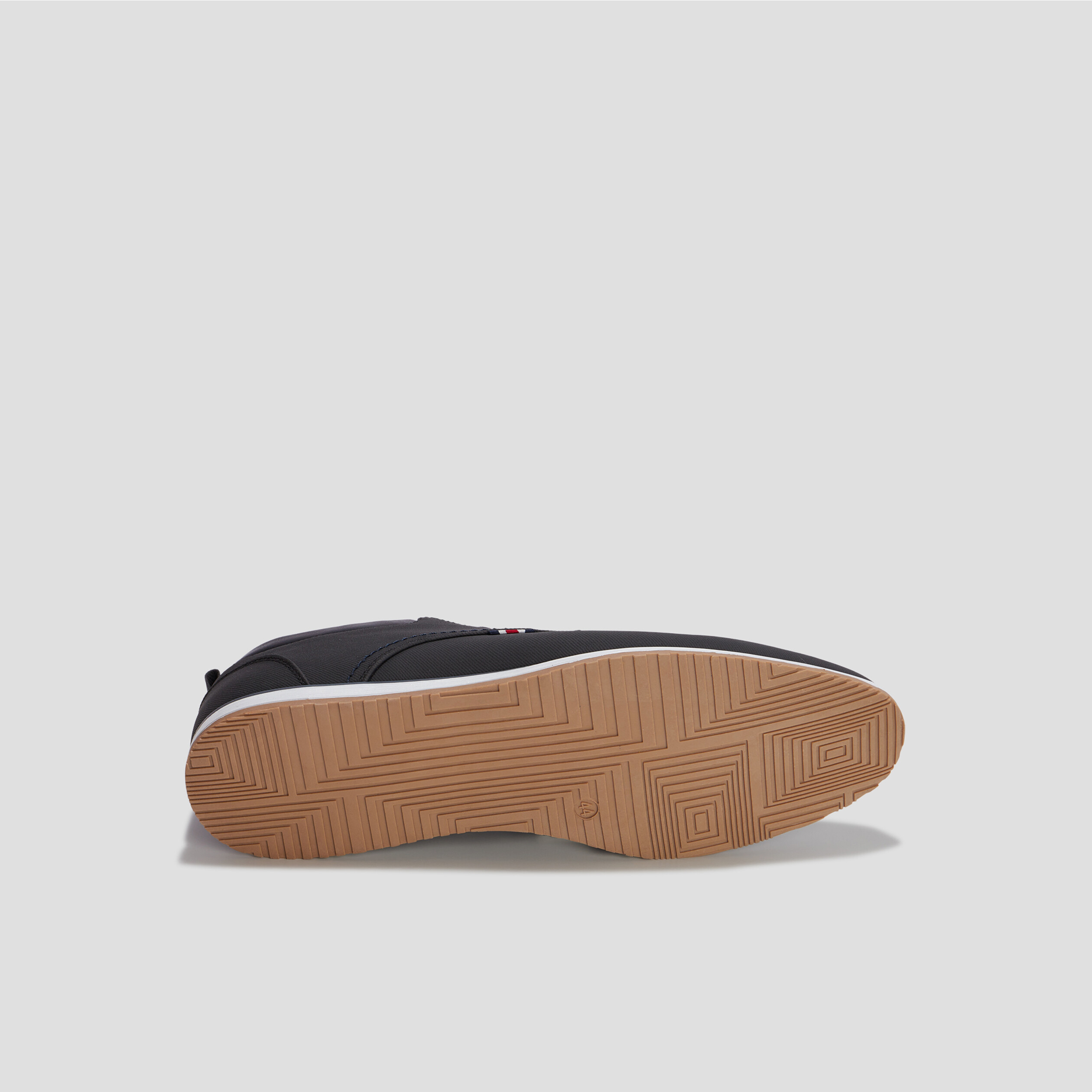 derbies texturees a lacets noir homme Derbies texturées à lacets noir homme