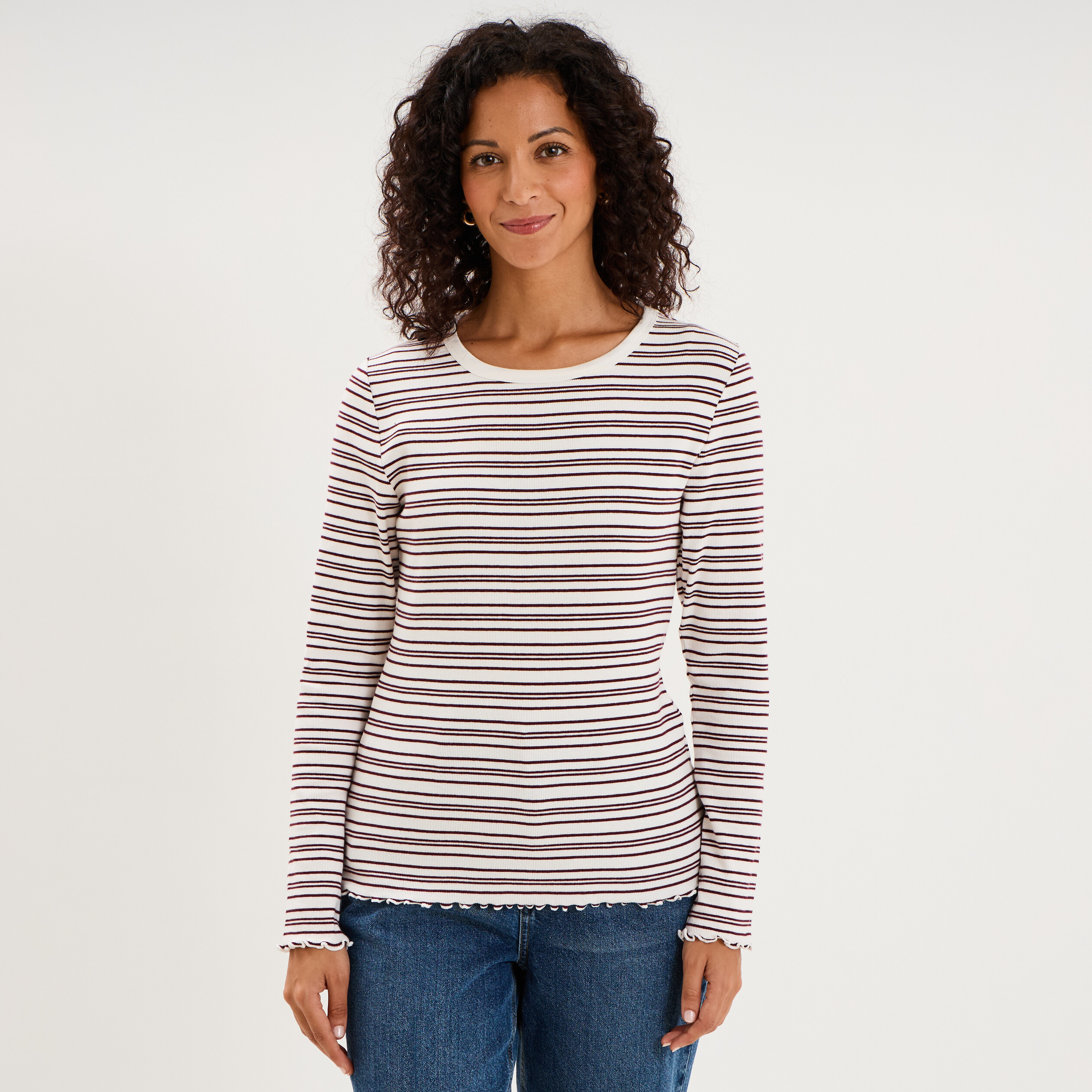 T-shirt ajust&eacute; col rond manches longues ecru femme