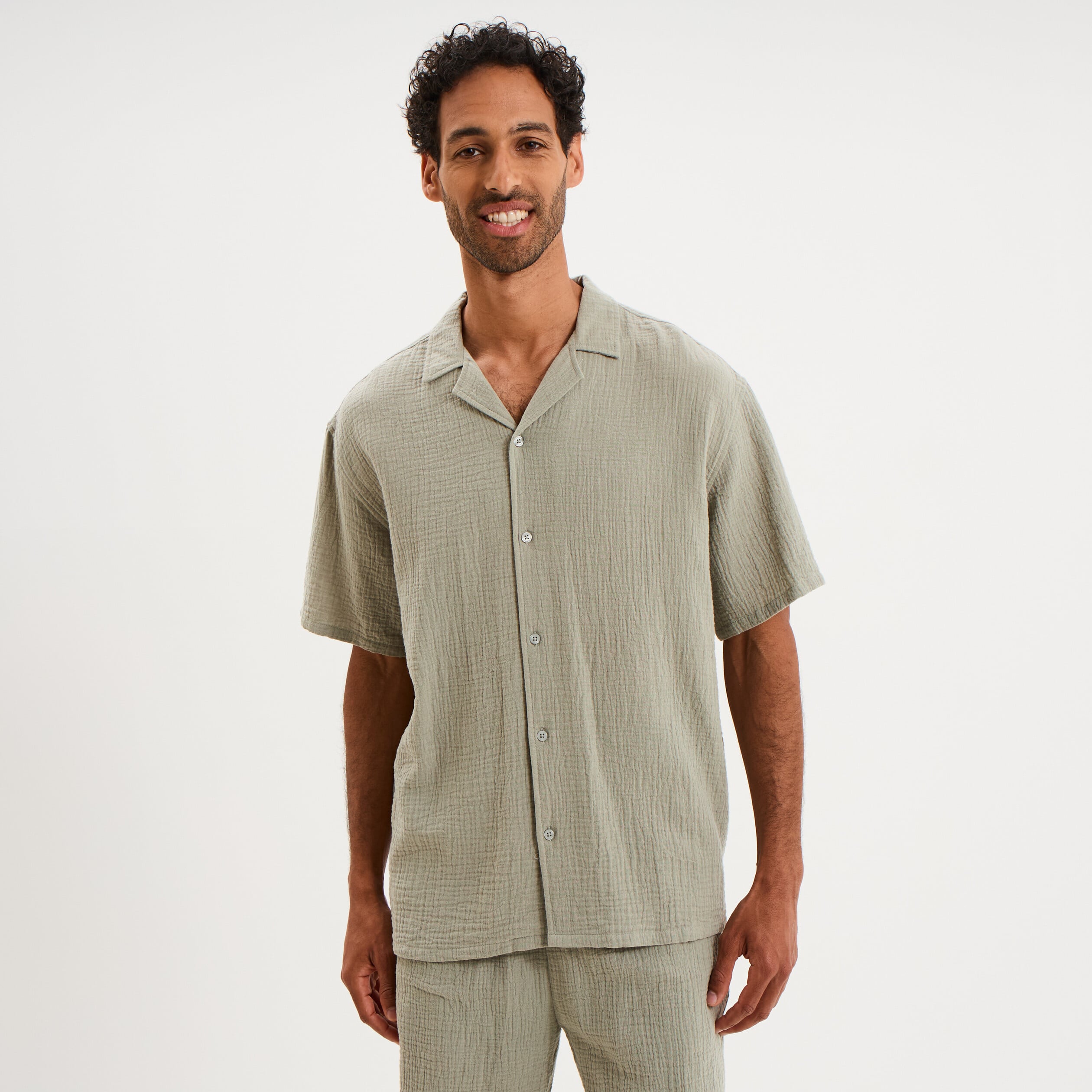 Chemise gaze de coton manches courtes vert clair homme