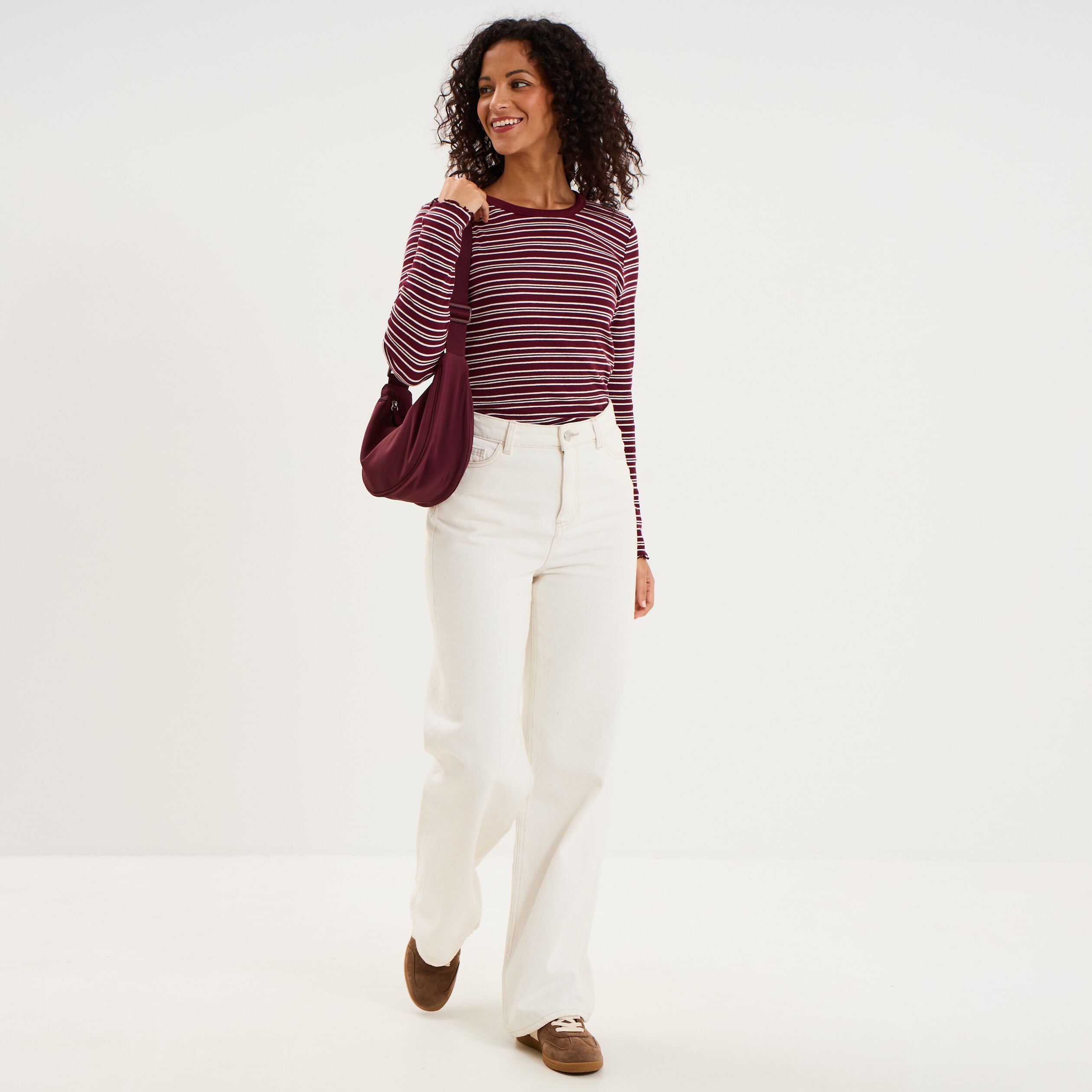 T-shirt ajust&eacute; col rond manches longues bordeaux femme