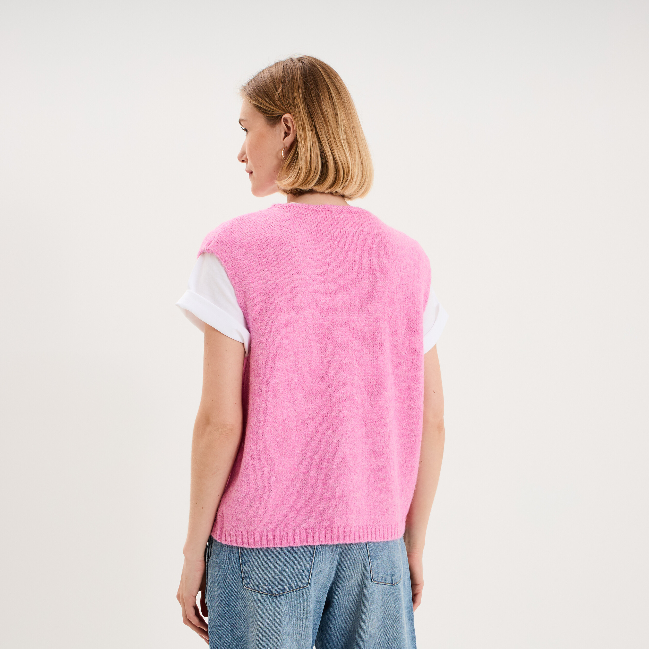 Gilet sans manches col V boutonn&eacute; rose femme