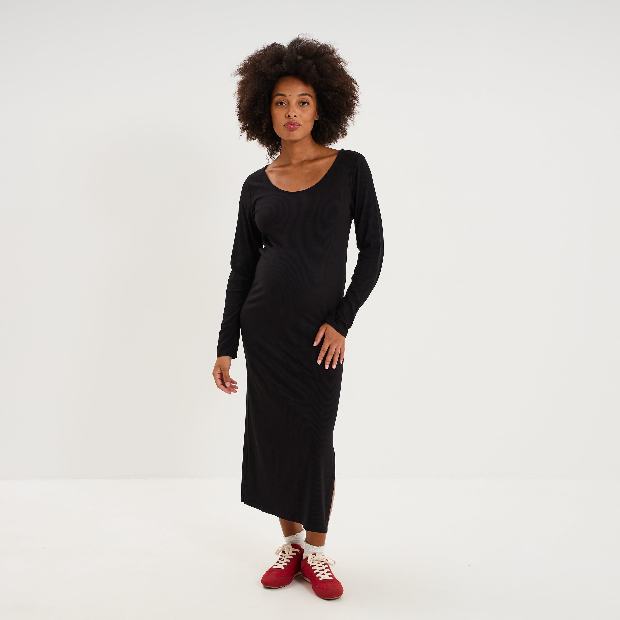 Robe longue c&ocirc;tel&eacute;e grossesse noir femme maternit&eacute;