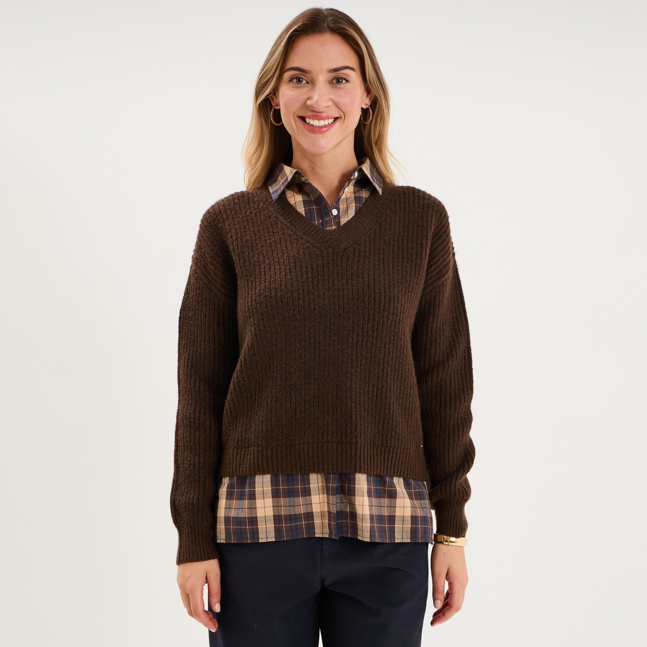 Pull 2-en-1 col chemise manches longues marron fonc&eacute; femme