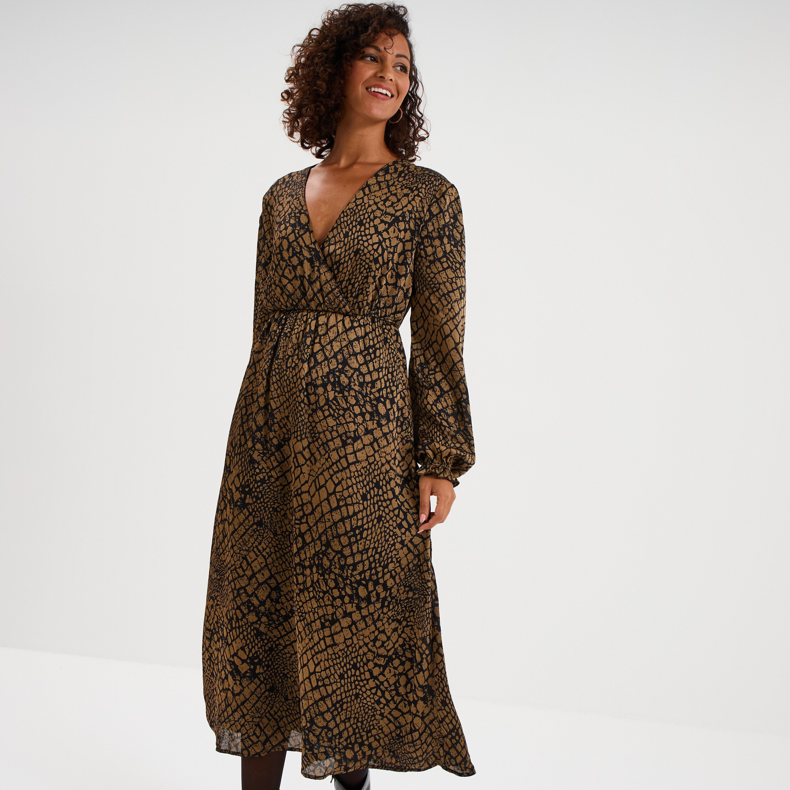 Robe longue empire taille élastiquée vert kaki femme La Halle