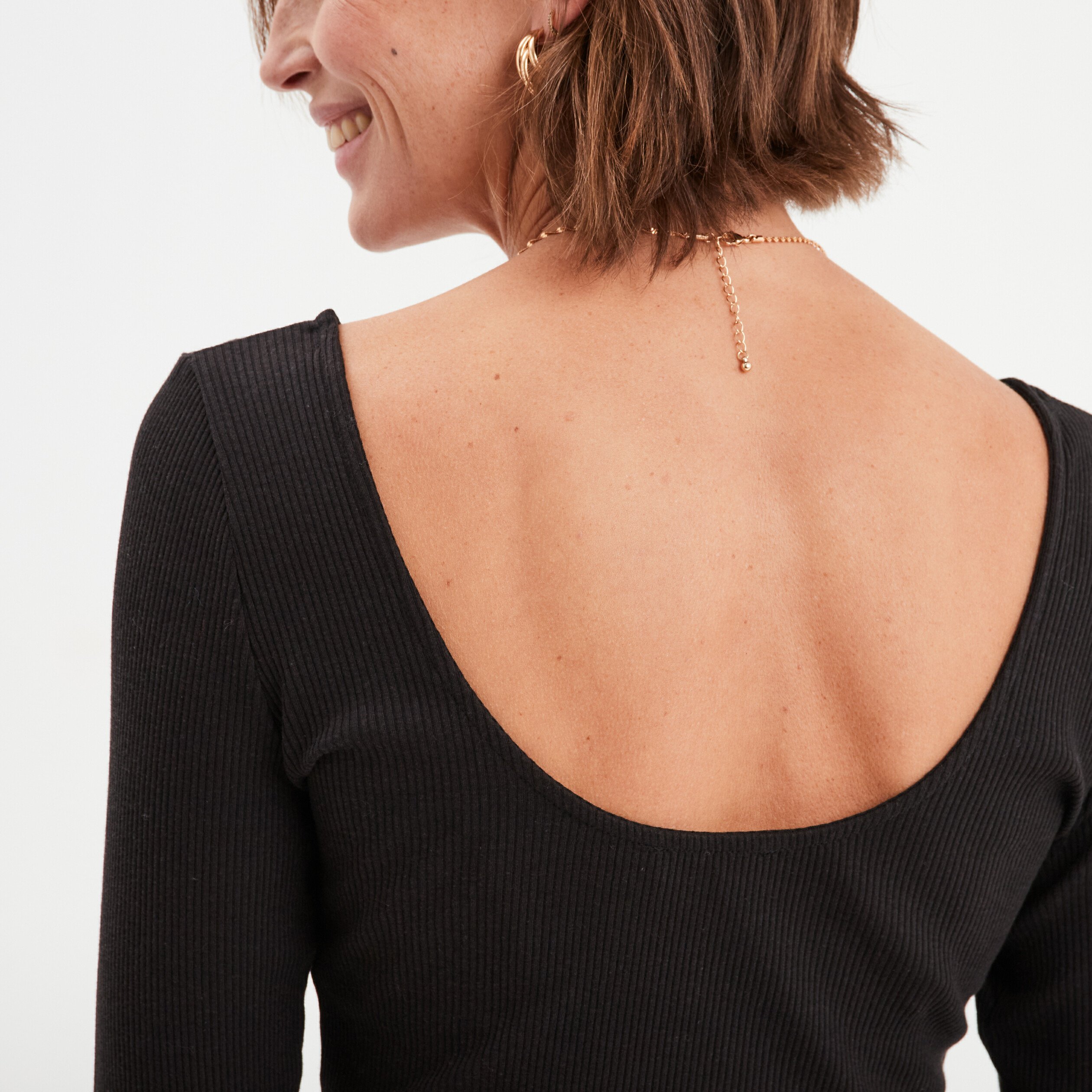 t shirt cotele cintre manches longues noir femme T-shirt côtelé cintré manches longues noir femme