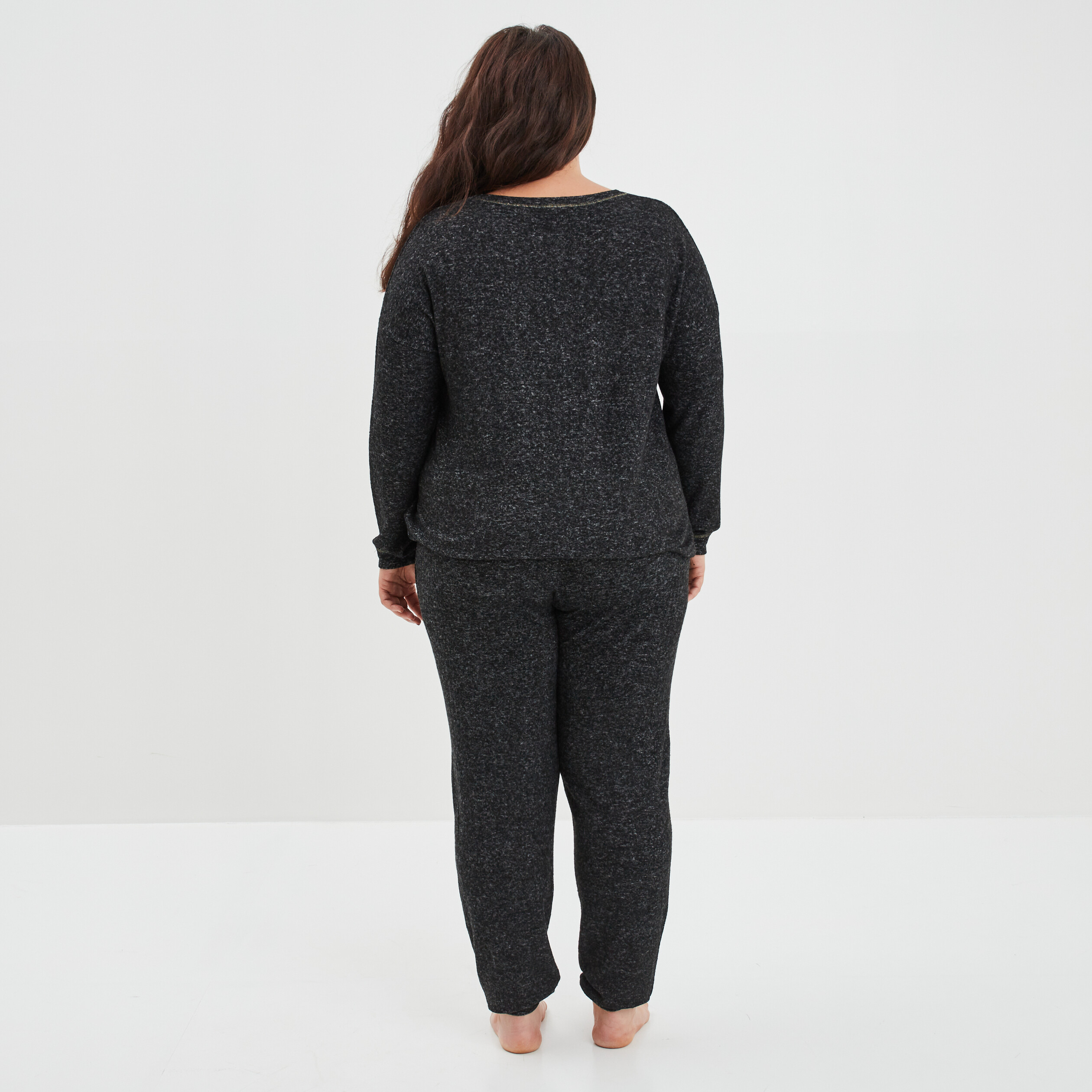 ensemble pyjama pantalon 2 pieces noir femmegt Ensemble pyjama pantalon 2 pièces noir femme grande taille