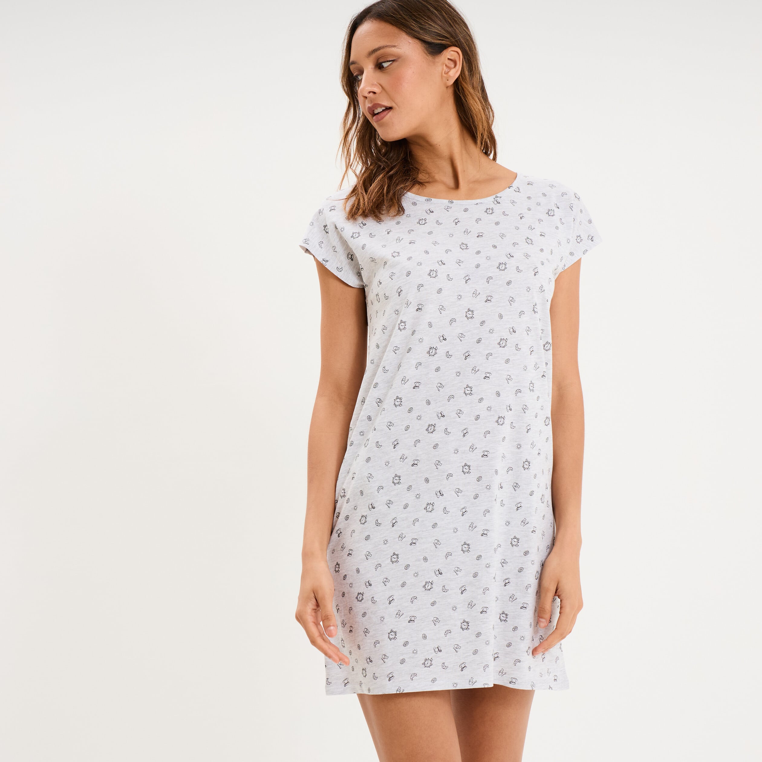 Chemise de nuit manches courtes gris clair femme