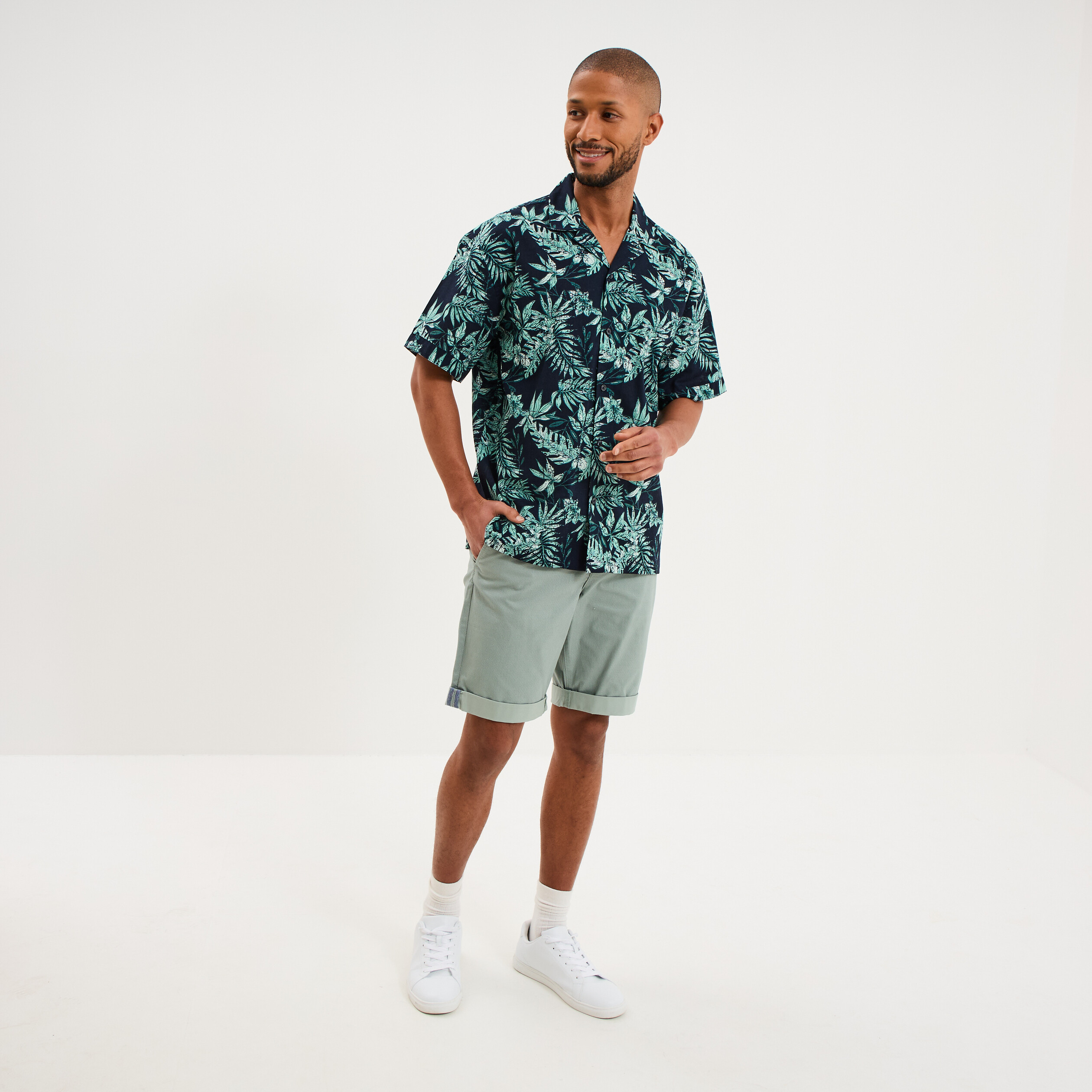 Bermuda short chino droit coton stretch vert olive homme