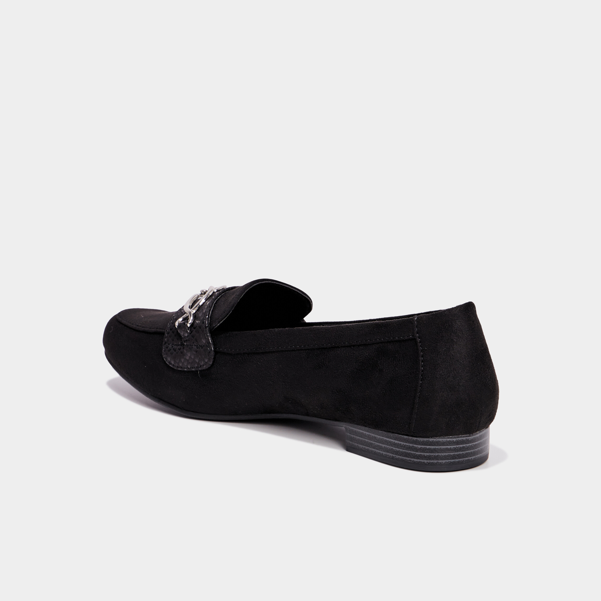 Mocassins plats su&egrave;de noir femme