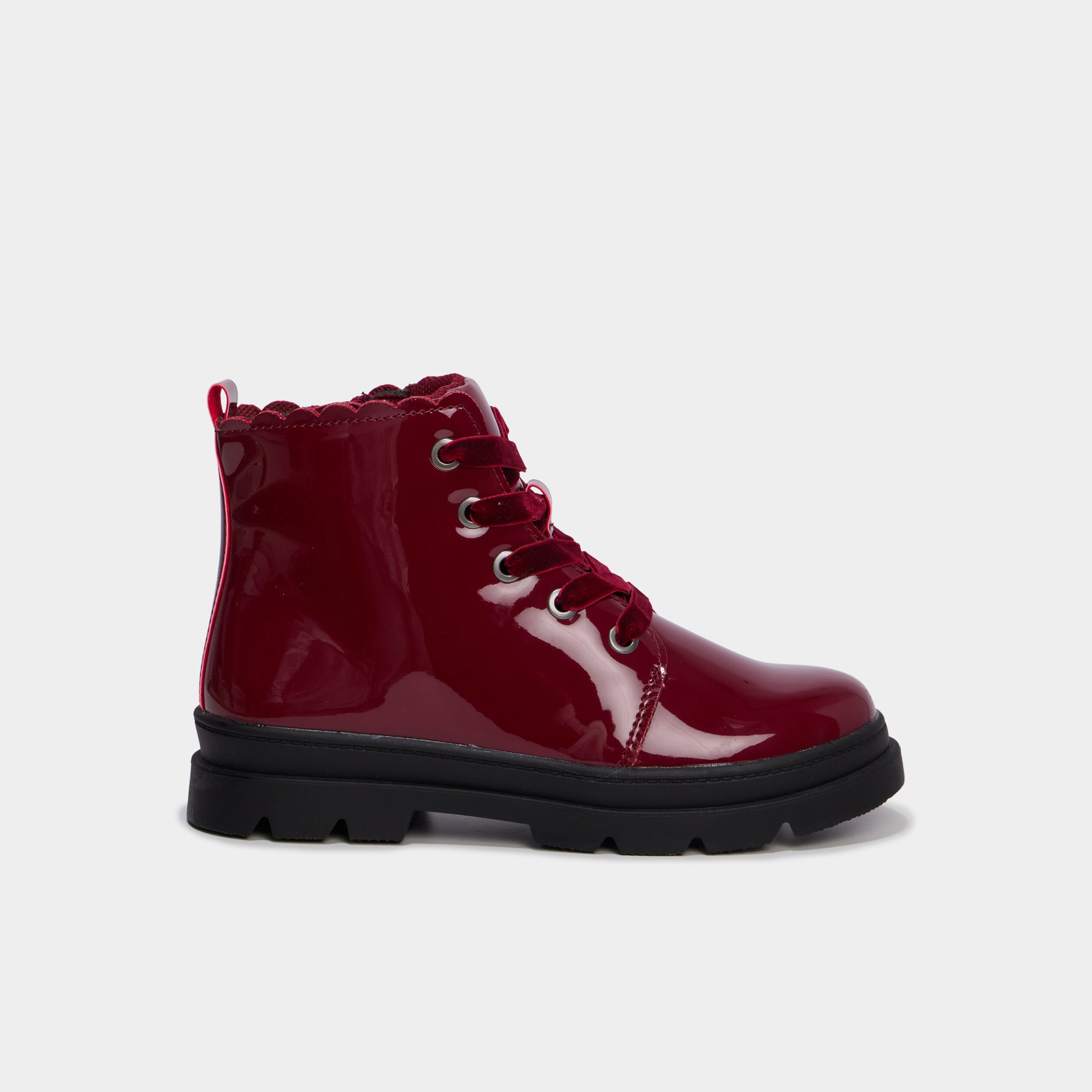 Boots crant&eacute;es vernies bordeaux fille