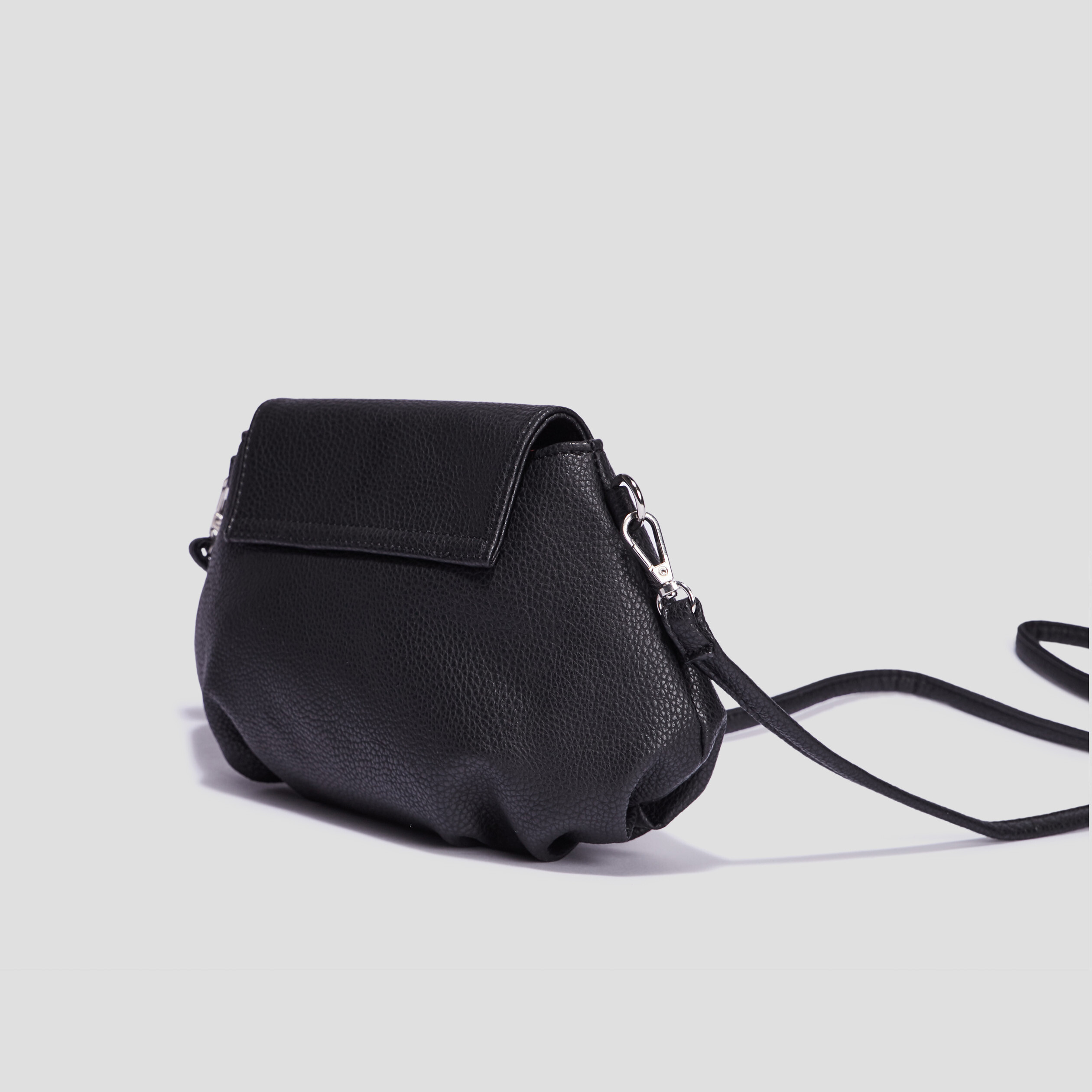 sac besace noir femme Sac besace noir femme