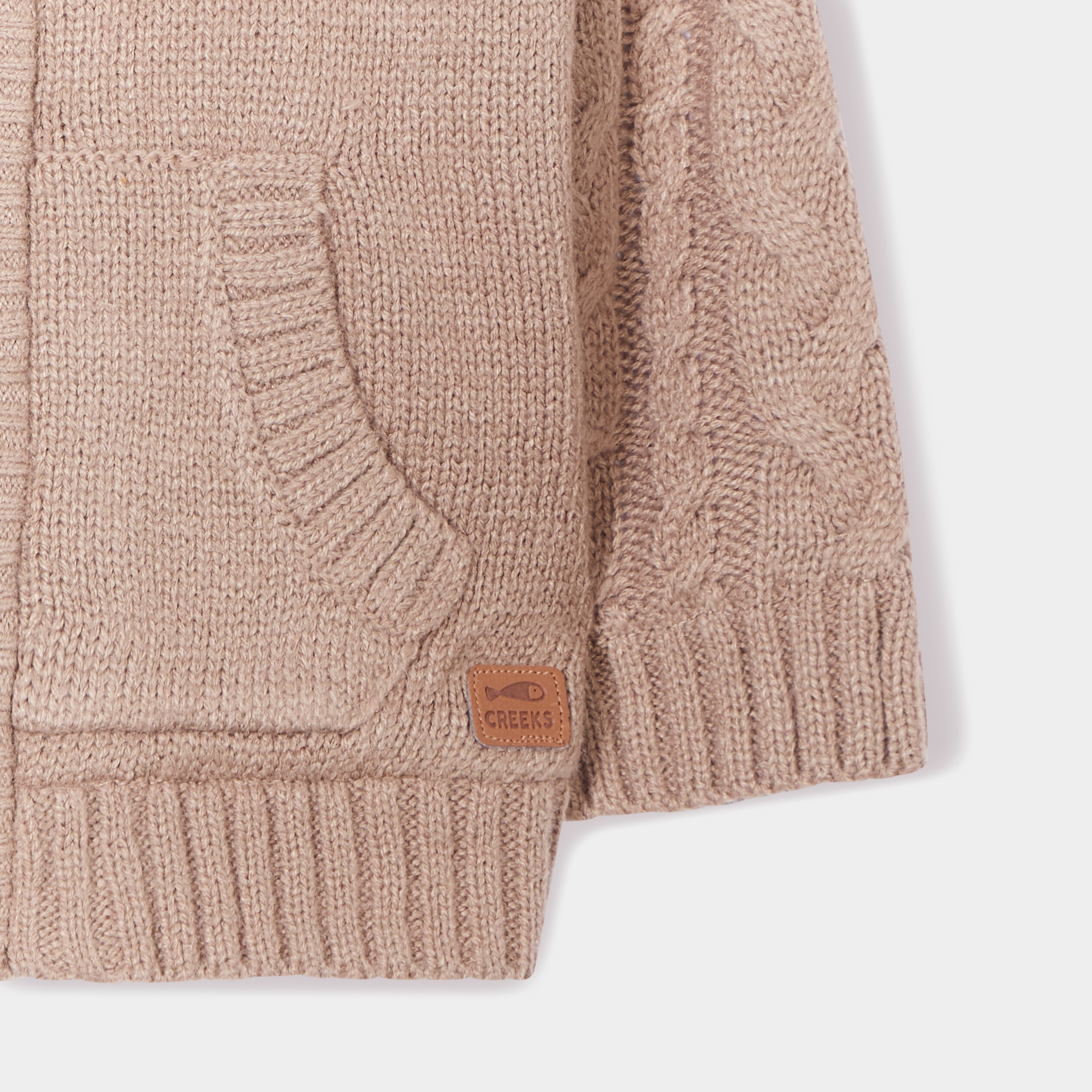 gilet double a capuche et torsades taupe bebeg Gilet doublé à capuche et torsades taupe bébé garçon