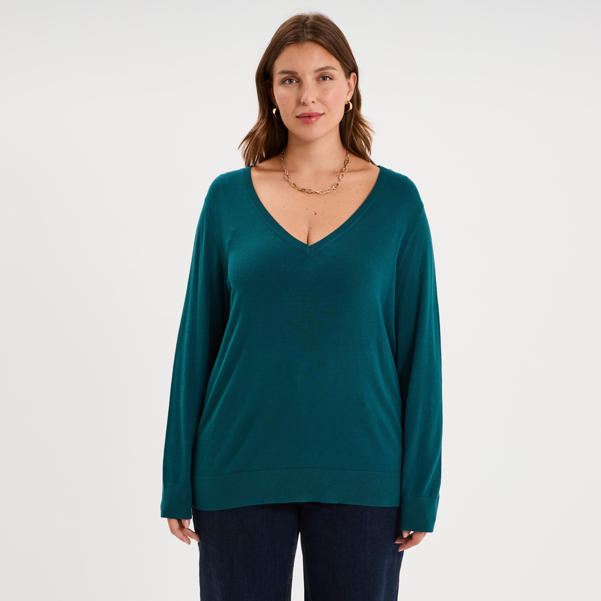 Pull fin col en V manches longues vert fonc&eacute; femme grande taille