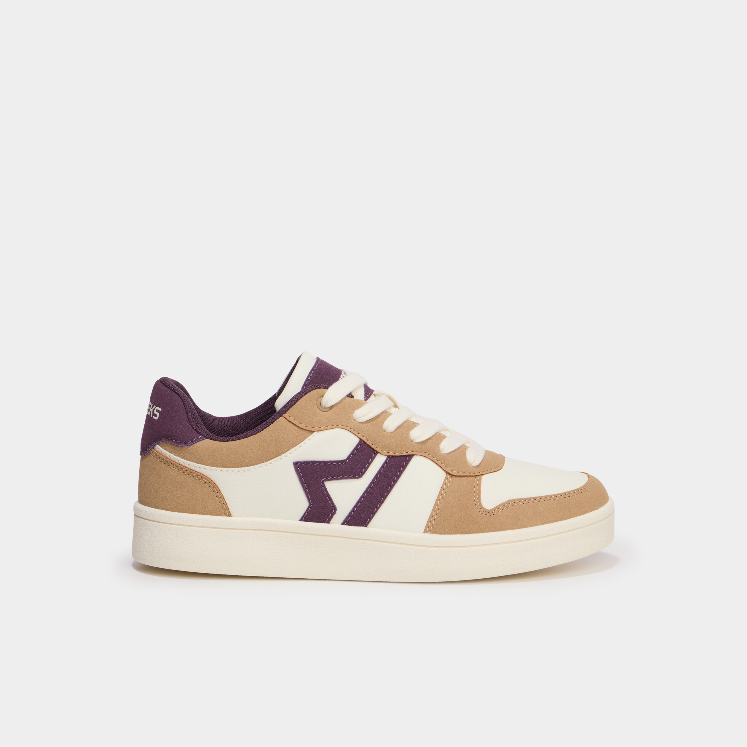 Baskets &agrave; lacets sable femme