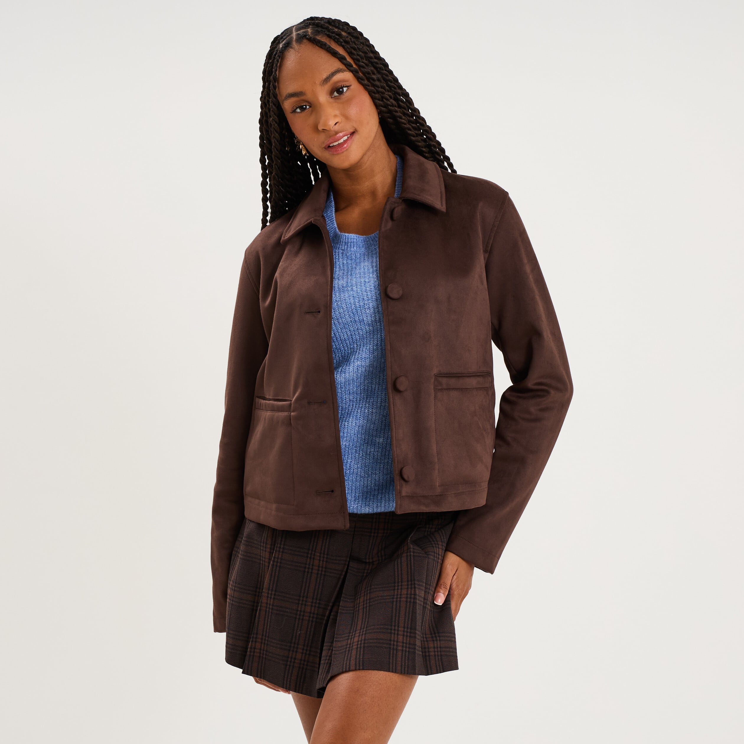 Veste paletot en su&eacute;dine boutonn&eacute;e marron fonc&eacute; femme
