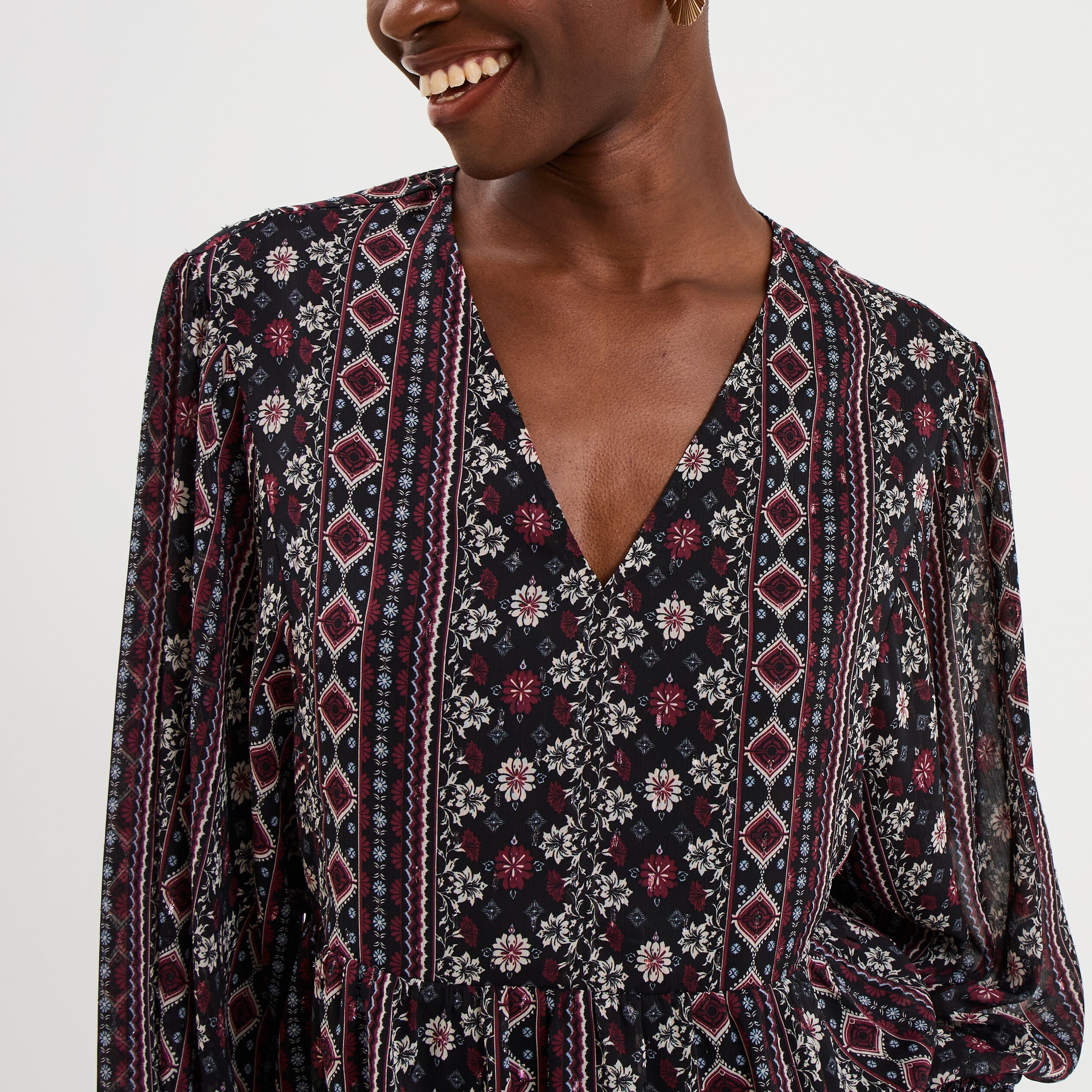 Blouse fluide en voile manches longues noir femme