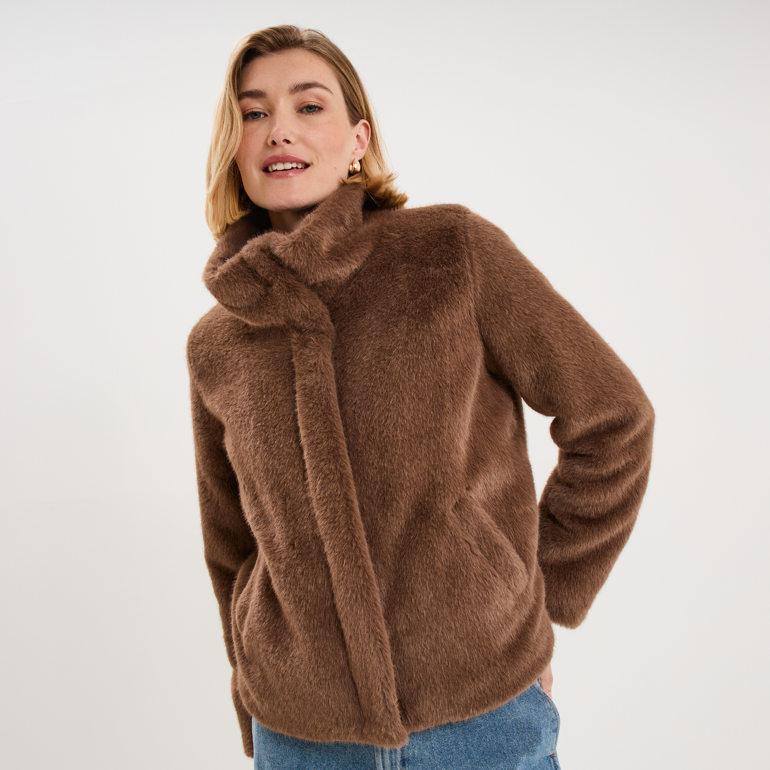 Veste fausse fourrure col montant taupe femme