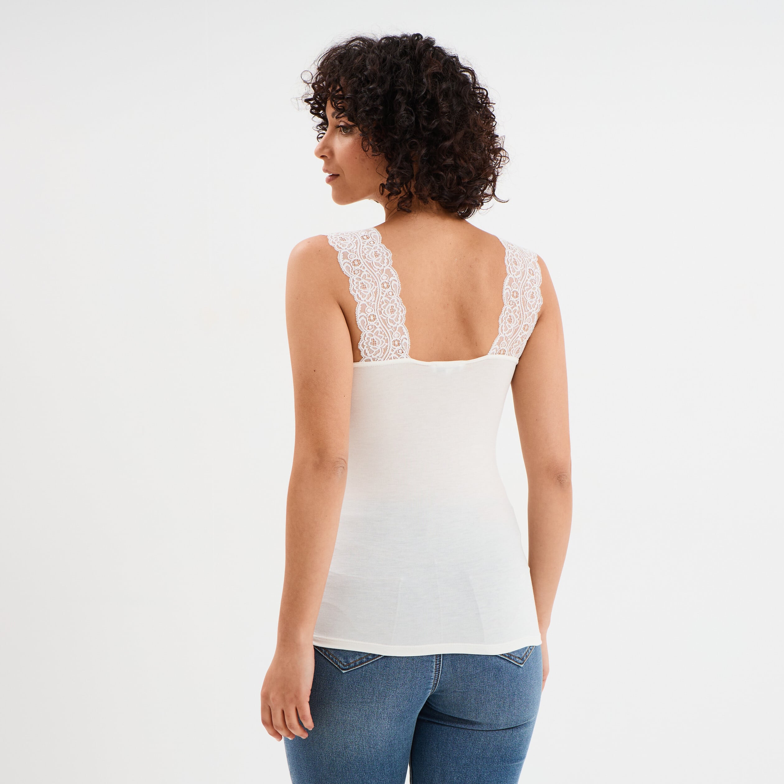 D&eacute;bardeur ajust&eacute; avec dentelle col V blanc femme