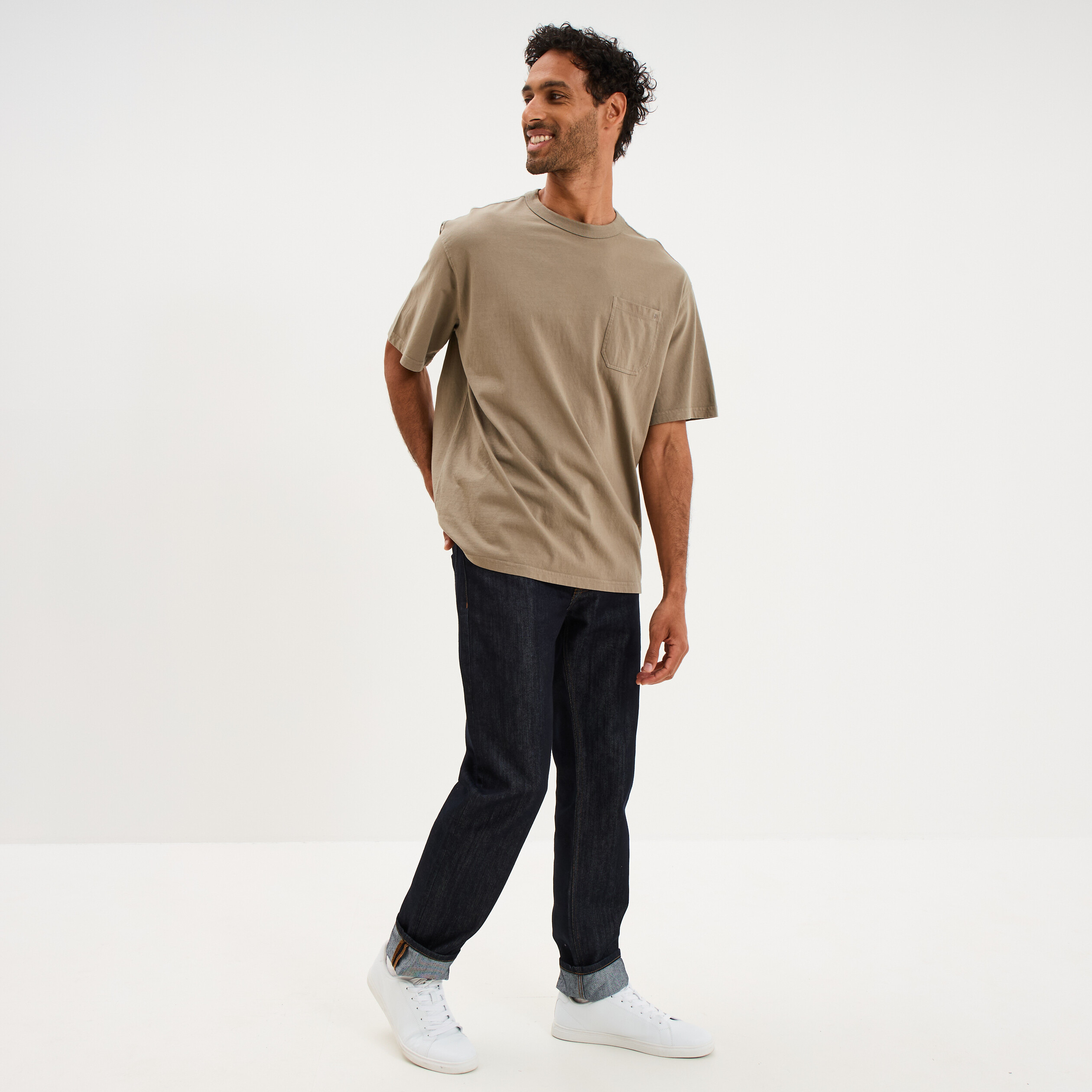 T-shirt droit col rond 1 poche coton vert kaki homme
