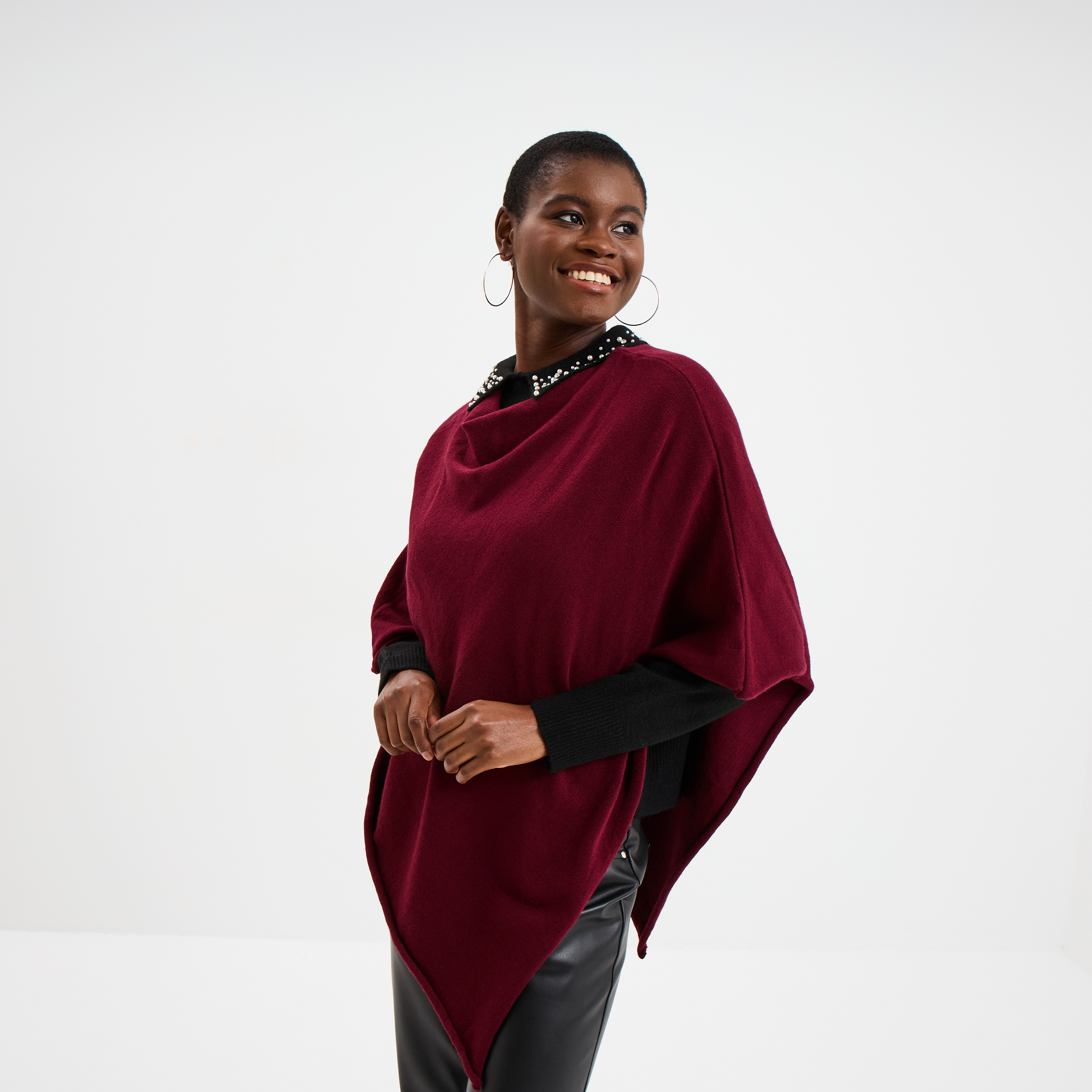 Poncho asym&eacute;trique prune femme