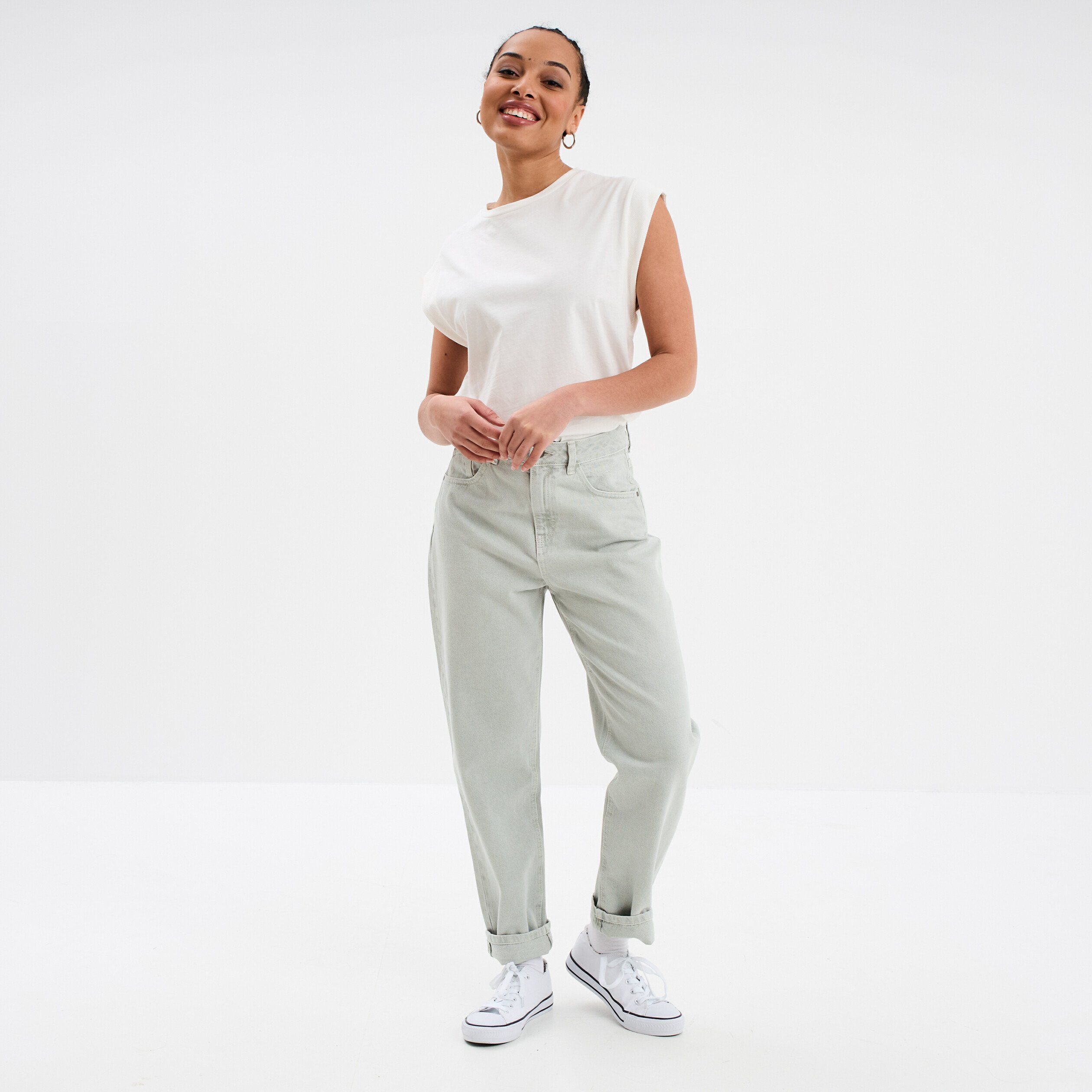 jeans mom taille haute coton vert pastel femme Jeans mom taille haute coton vert pastel femme