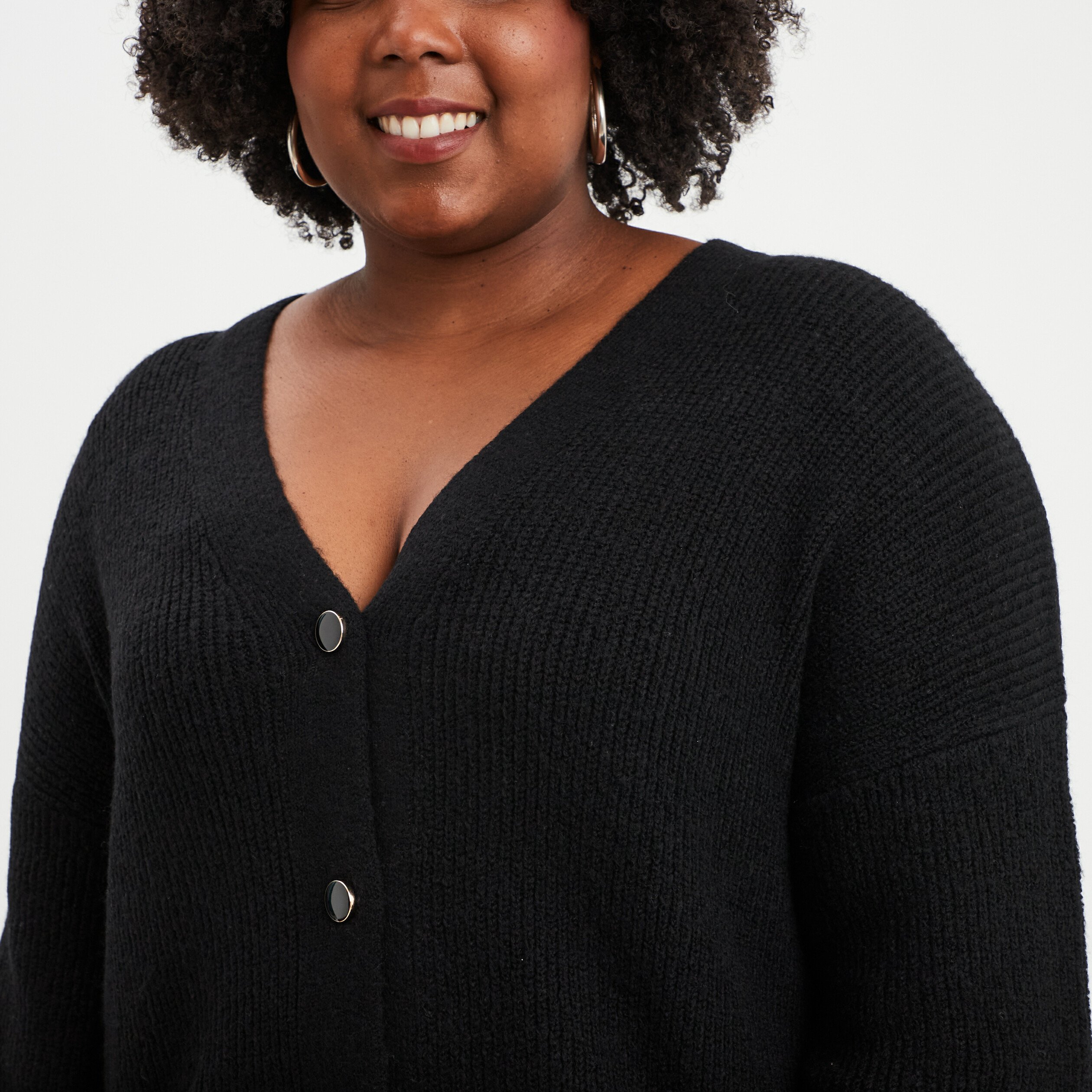 Gilet col en V boutonné manches longues noir femme grande taille