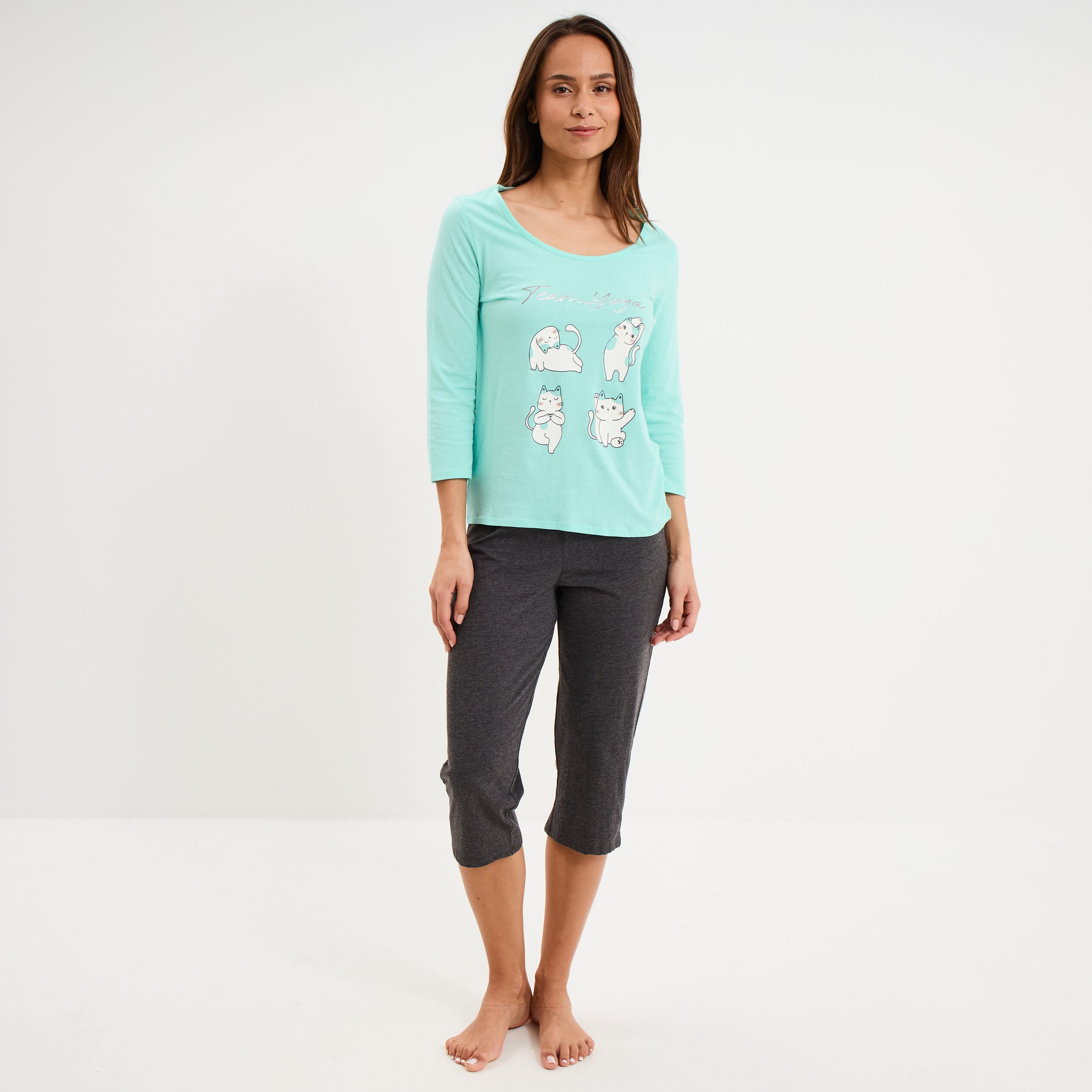 Ensemble pyjama corsaire et t-shirt bleu turquoise femme