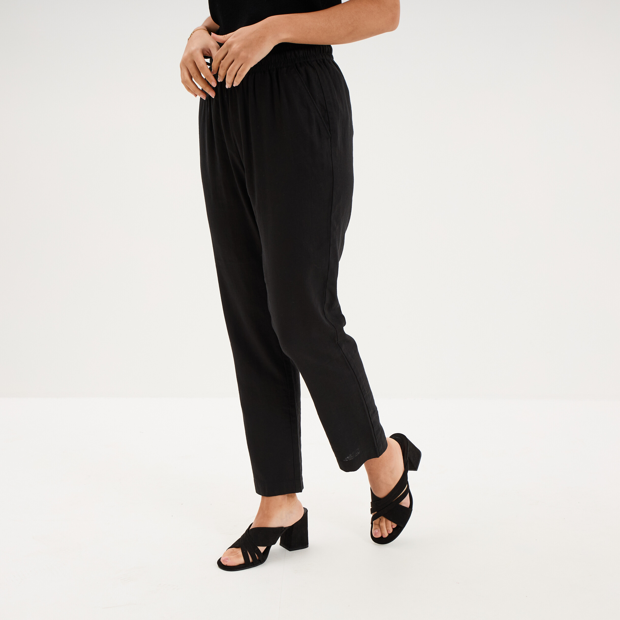 Pantalon droit 7/8&egrave;me lin m&eacute;lang&eacute; noir femme