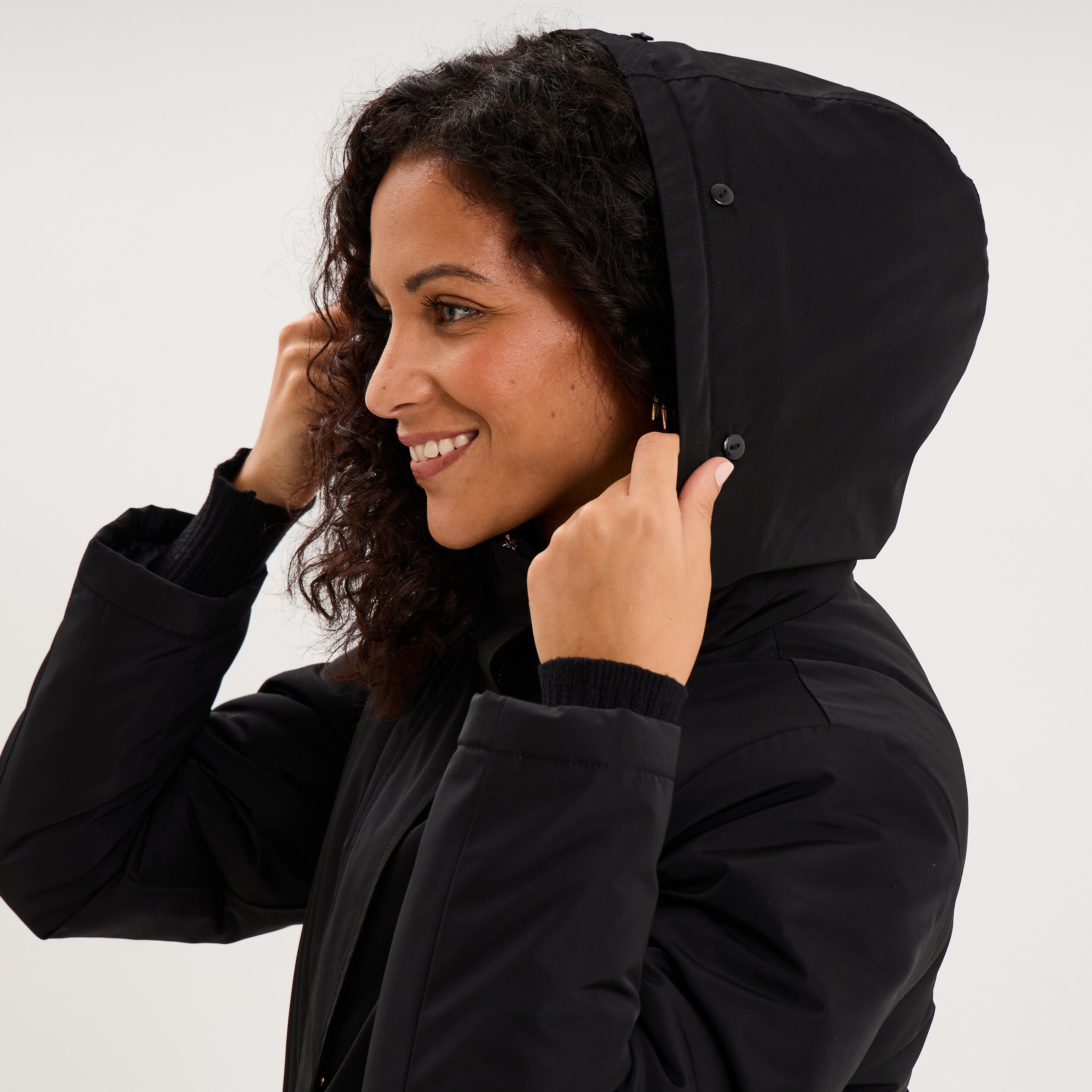 Parka fourr&eacute;e &agrave; capuche fausse fourrure noir femme